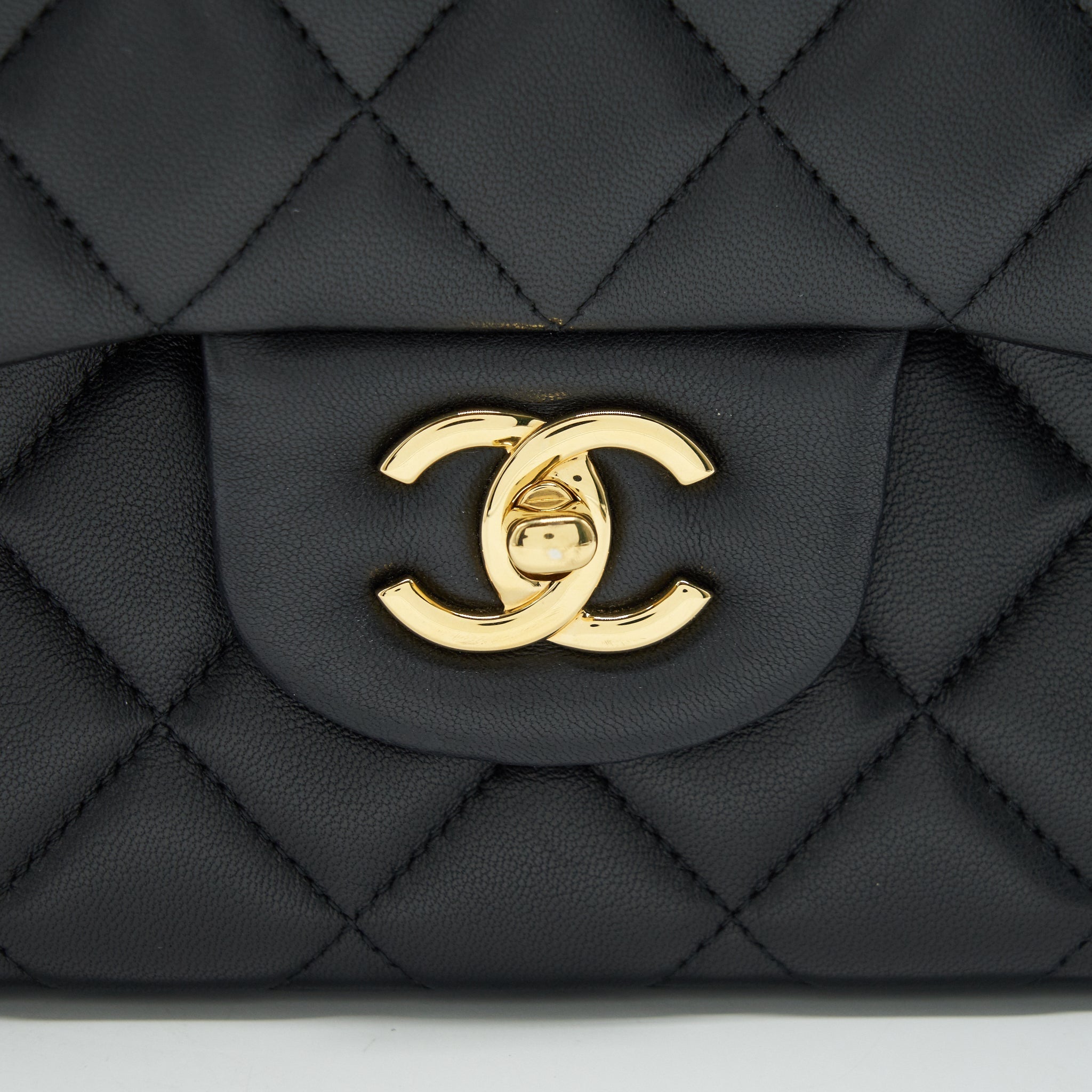 CHANEL JUMBO CLASSIC DOUBLE FLAP BAG LAMBSKIN BLACK GHW