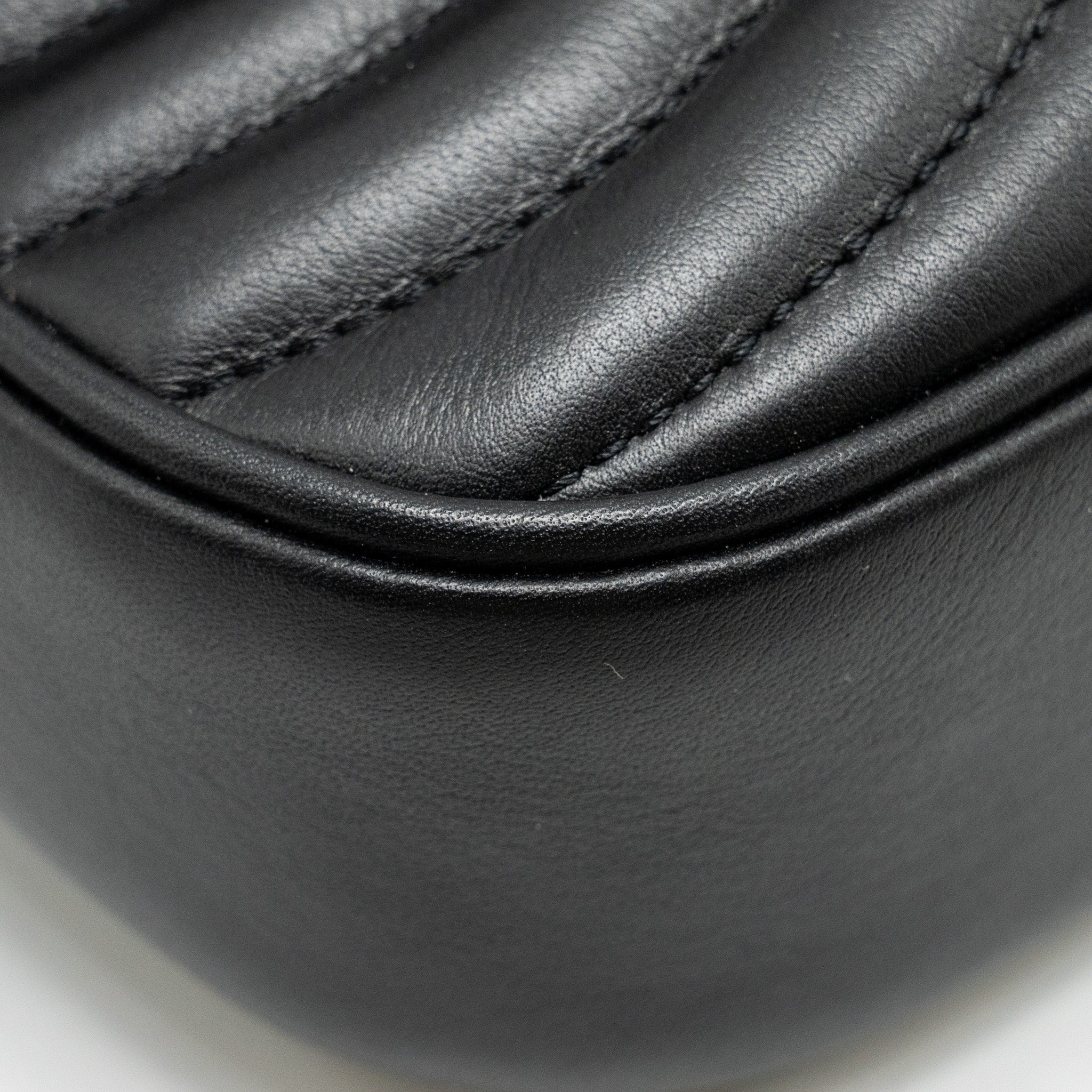 LOUIS VUITTON NEW WAVE MULTI POCHETTE CALFSKIN BLACK GHW