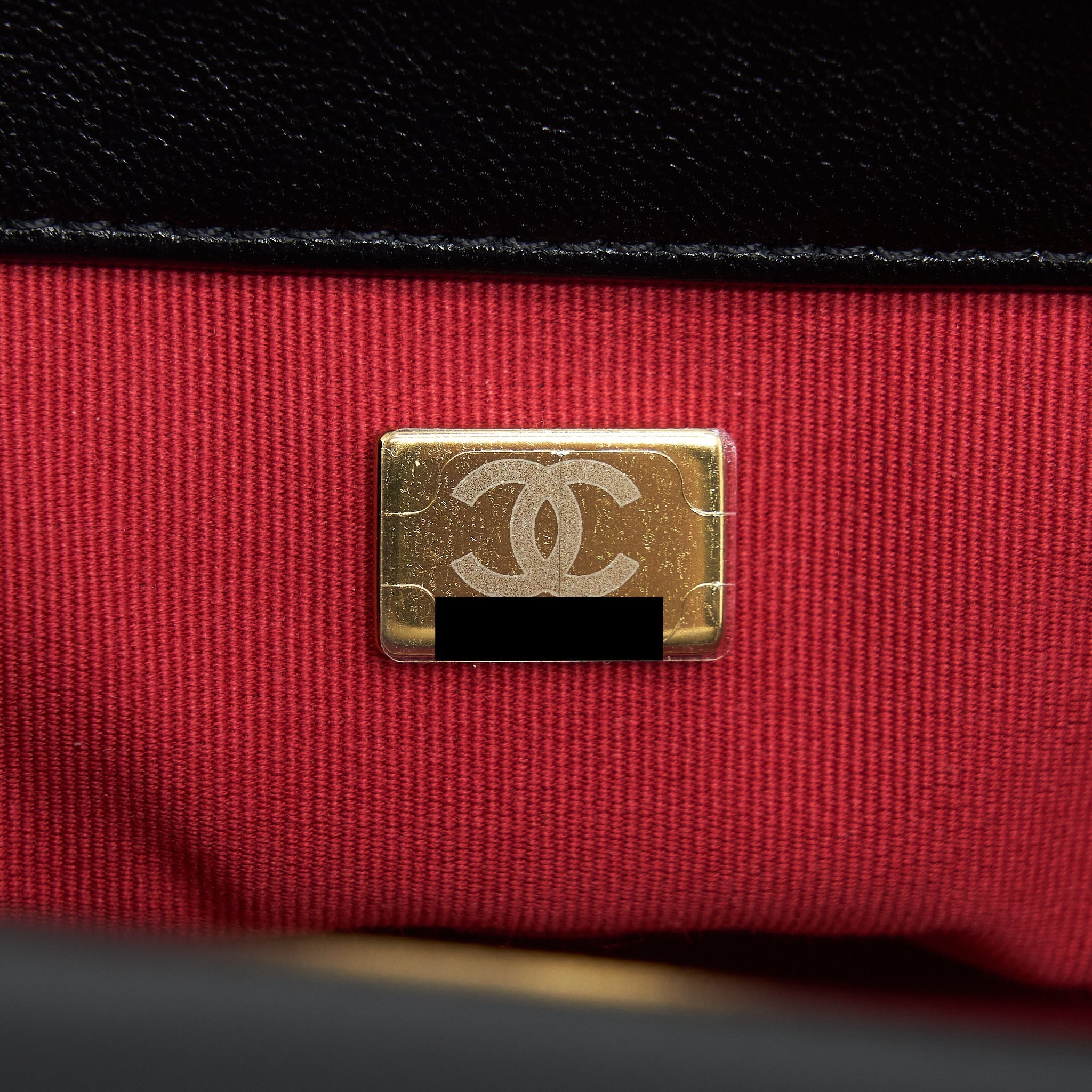 CHANEL SMALL 19 BAG LAMBSKIN BLACK GHW (MICROCHIP)
