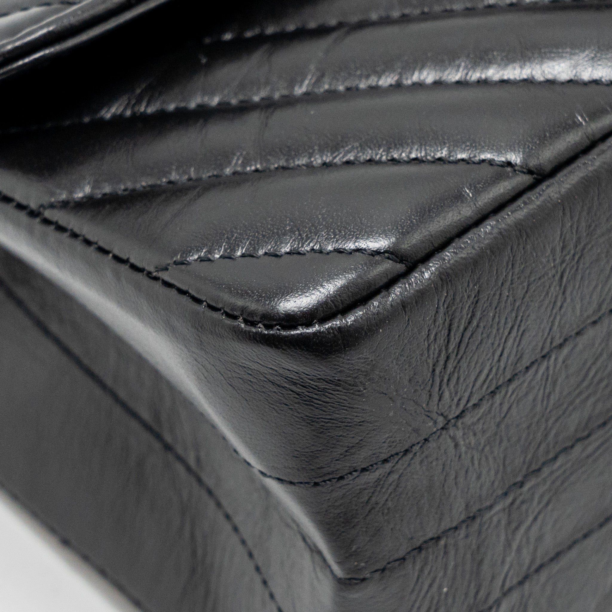 CHANEL MINI 2.55 REISSUE CHEVRON CALFSKIN SO BLACK