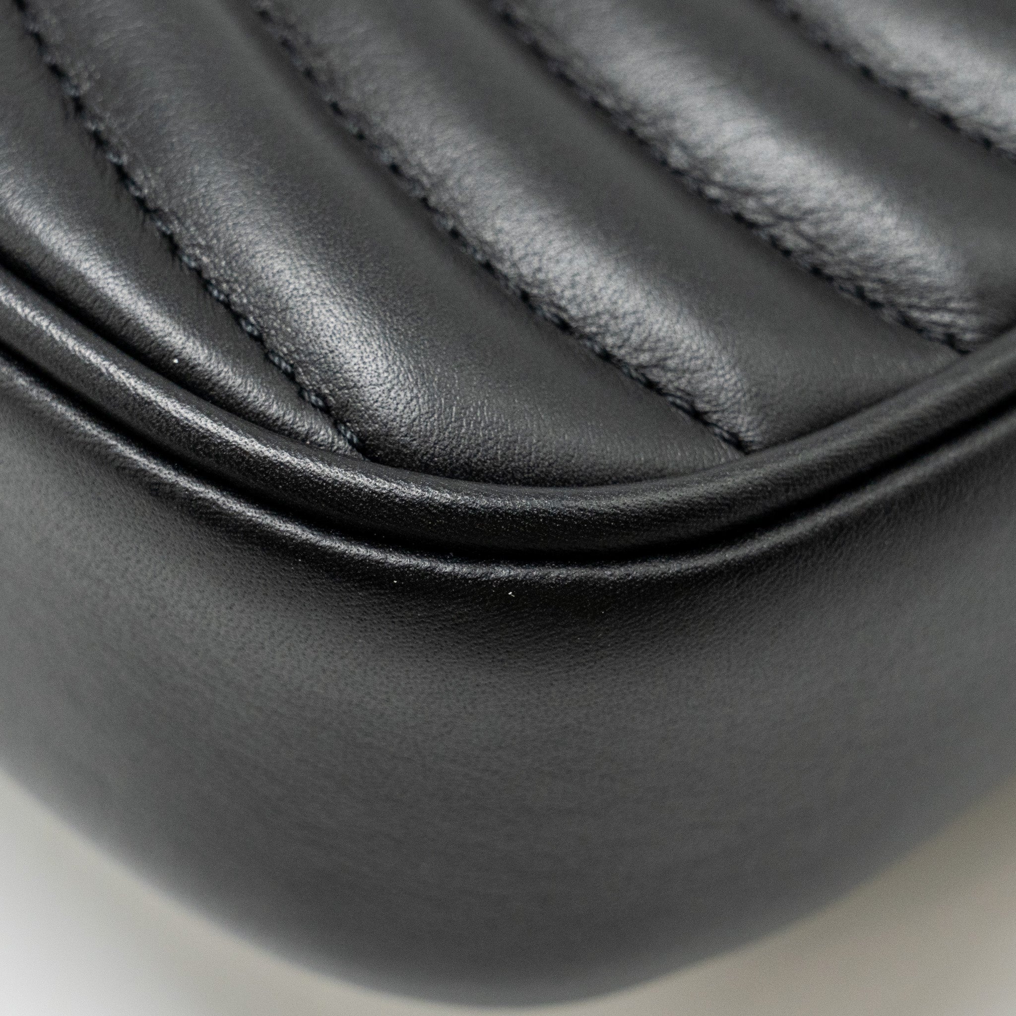 LOUIS VUITTON NEW WAVE MULTI POCHETTE CALFSKIN BLACK GHW