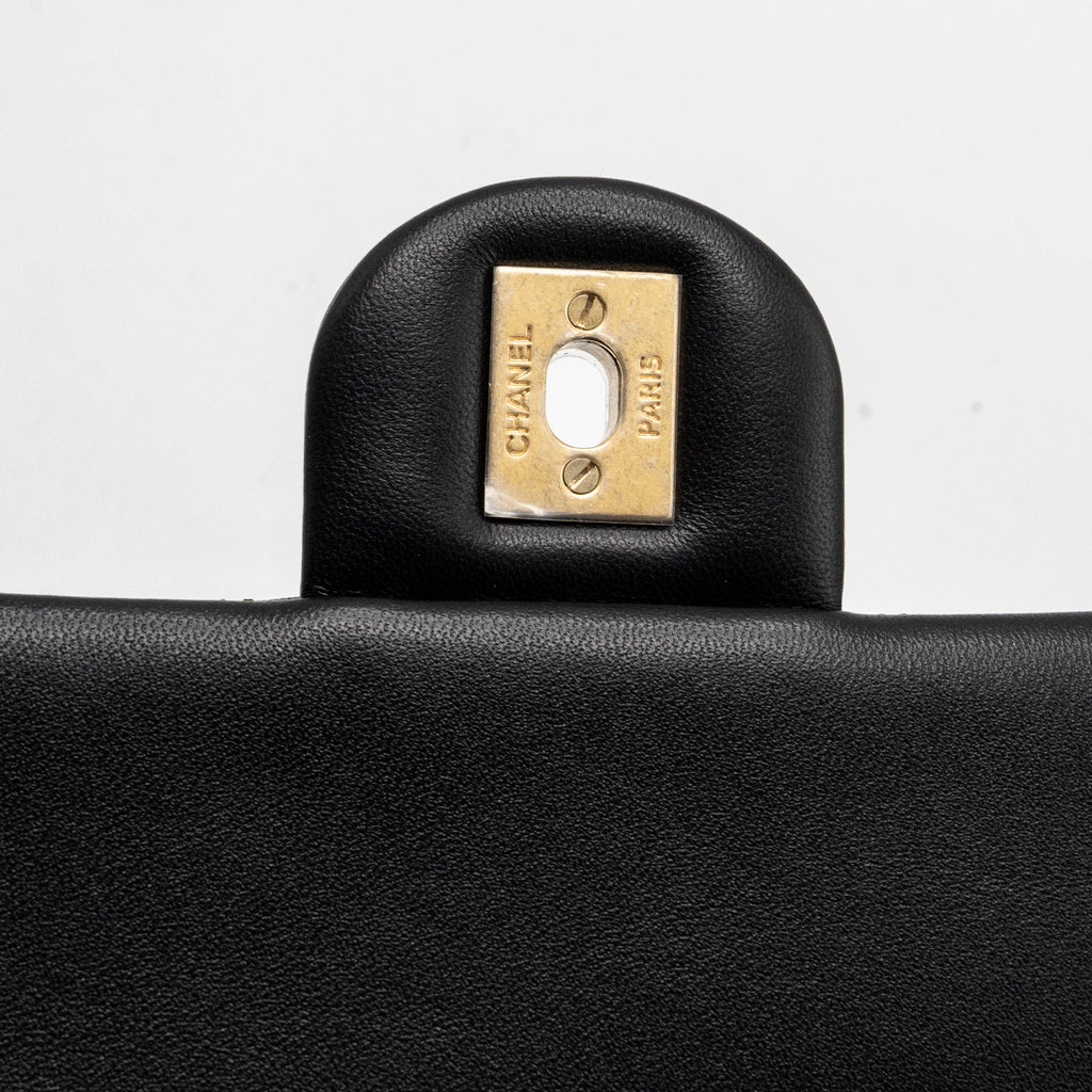 CHANEL 23S CAMELLIA CHAIN FLAP BAG LAMBSKIN BLACK GHW (MIRCOCHIP)