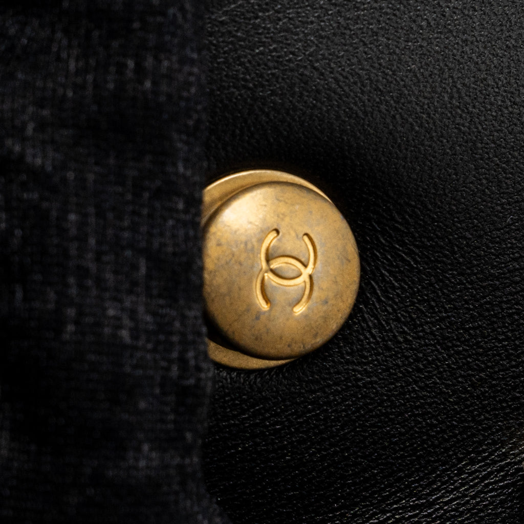 CHANEL 23S CAMELLIA CHAIN FLAP BAG LAMBSKIN BLACK GHW (MIRCOCHIP)