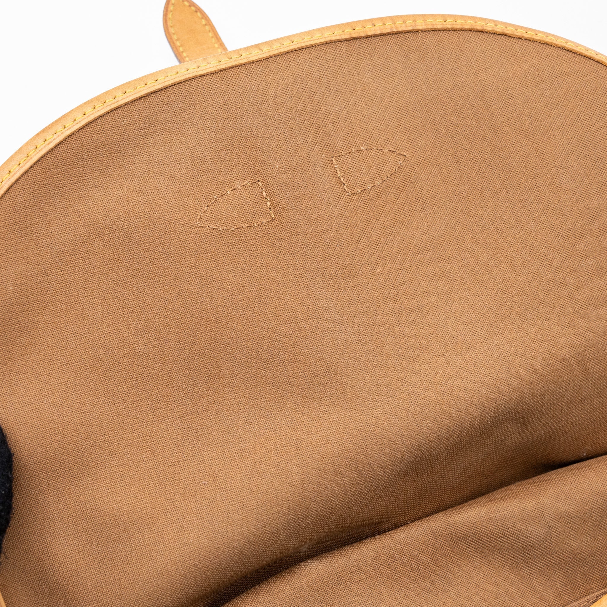 LOUIS VUITTON VINTAGE SAUMUR BAG MONOGRAM CANVAS GHW