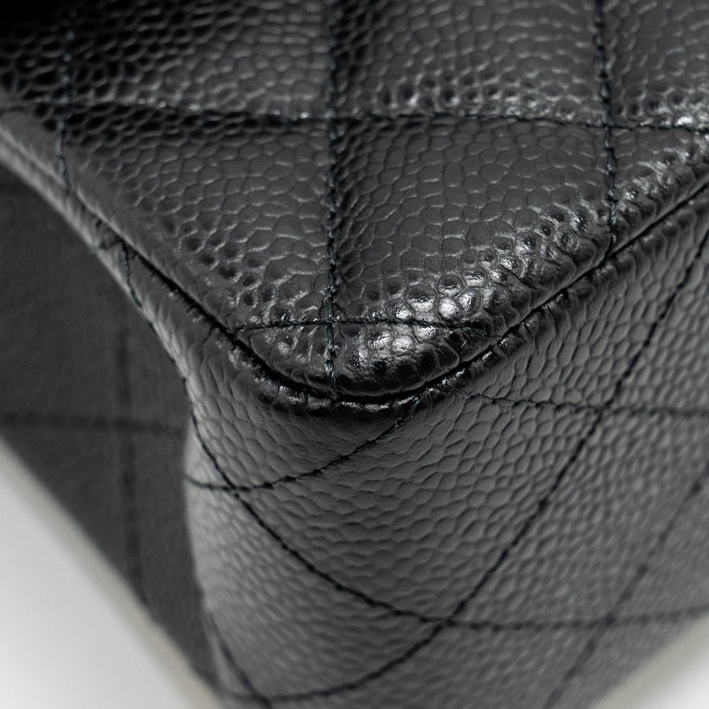 CHANEL SMALL CLASSIC DOUBLE FLAP BAG CAVIAR BLACK GHW (MICROCHIP)