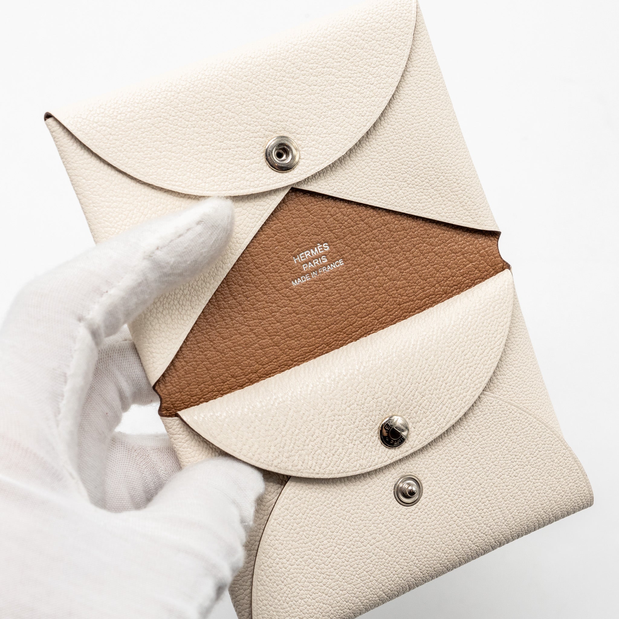 HERMES CALVI CARDHOLDER CHÈVRE MYSORE NATA/QUEBRACHO SHW