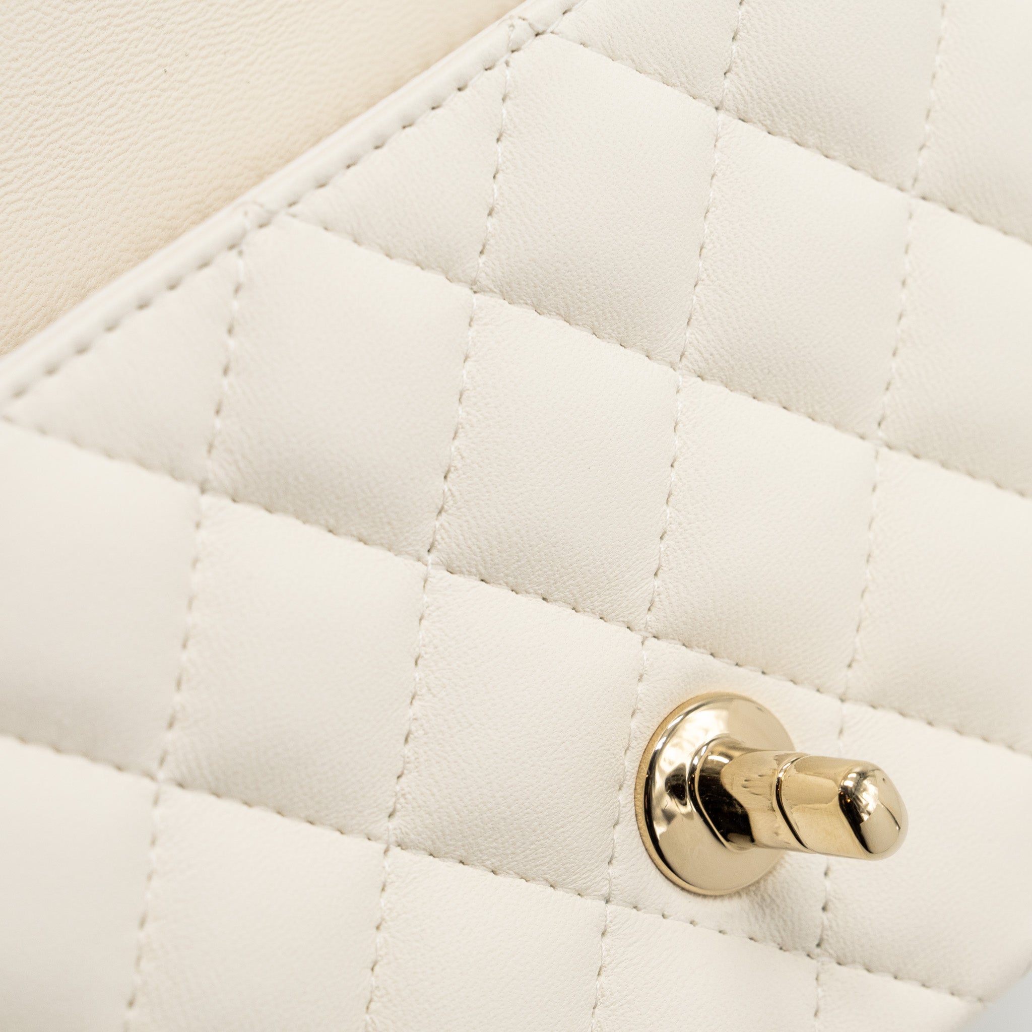 CHANEL MINI RECTANGULAR FLAP BAG LAMBSKIN WHITE LGHW (MICROCHIP)