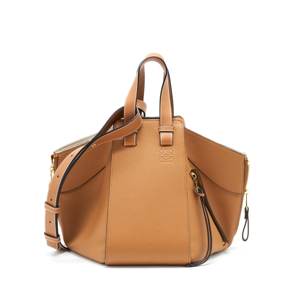 LOEWE SMALL HAMMOCK BAG SOFT CALFSKIN LIGHT CARAMEL GHW