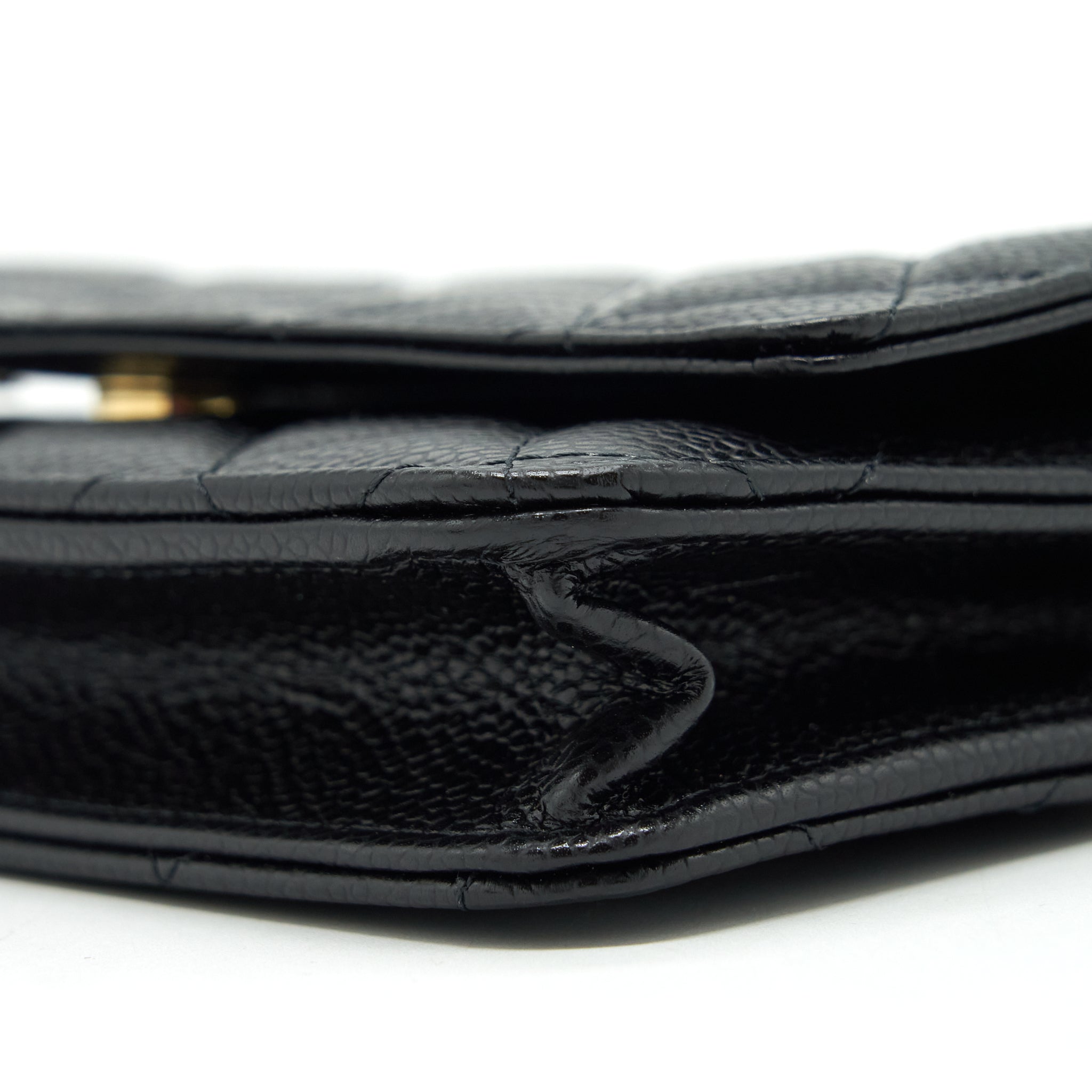 CHANEL 22P CLASSIC WALLET ON CHAIN CAVIAR BLACK LGHW (MICROCHIP)