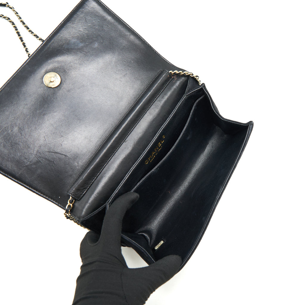 CHANEL QUILTED VELVET CC LOGO FLAP BAG BLACK LGHW