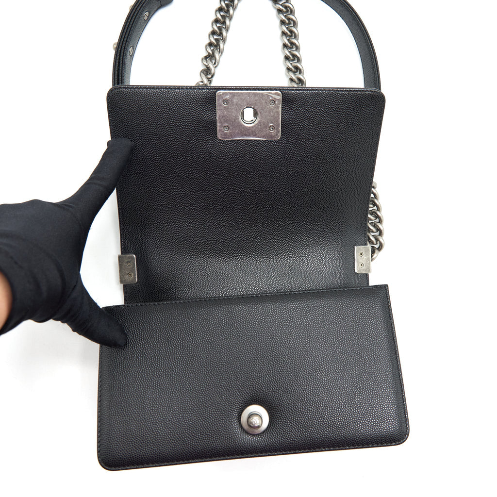 CHANEL SMALL BOY BAG CAVIAR BLACK RUTHENIUM SLIVER HARDWARE (MICROCHIP）