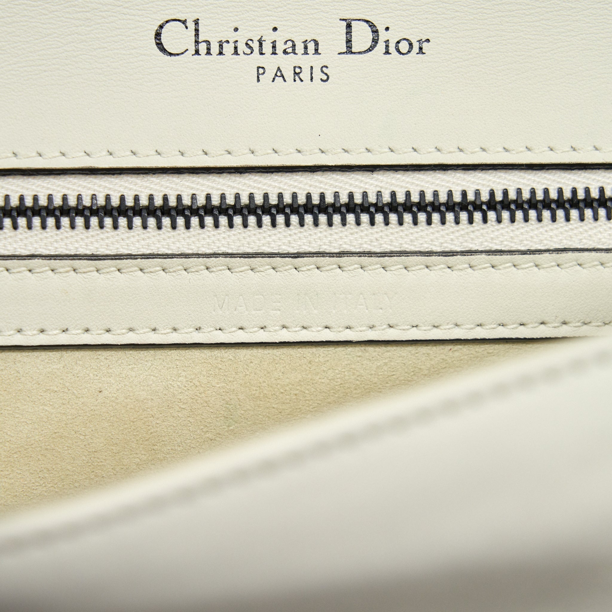 DIOR SMALL DIORAMA STUDDED WHITE WITH BLACK HARDWARE