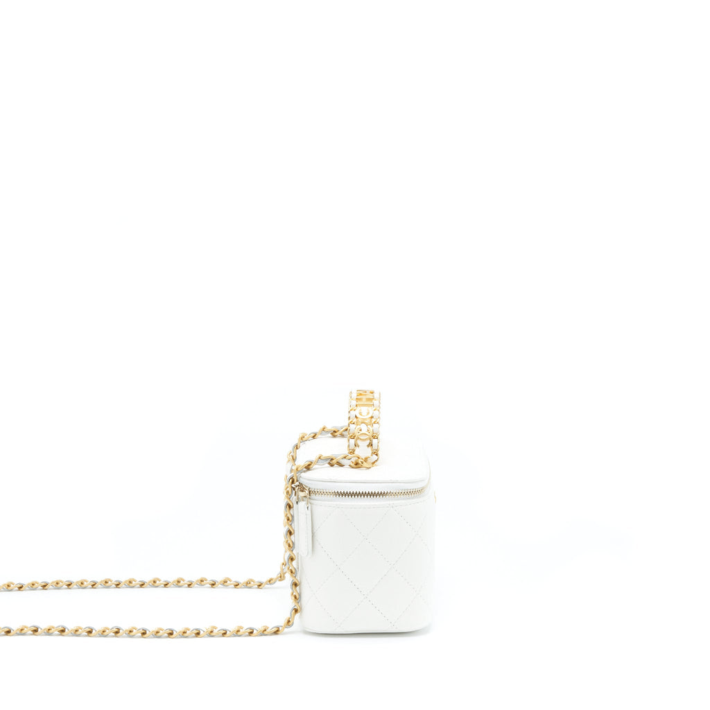 CHANEL 22S LOGO TOP HANDLE LONG VANITY WITH CHAIN CAVIAR WHITE GHW
