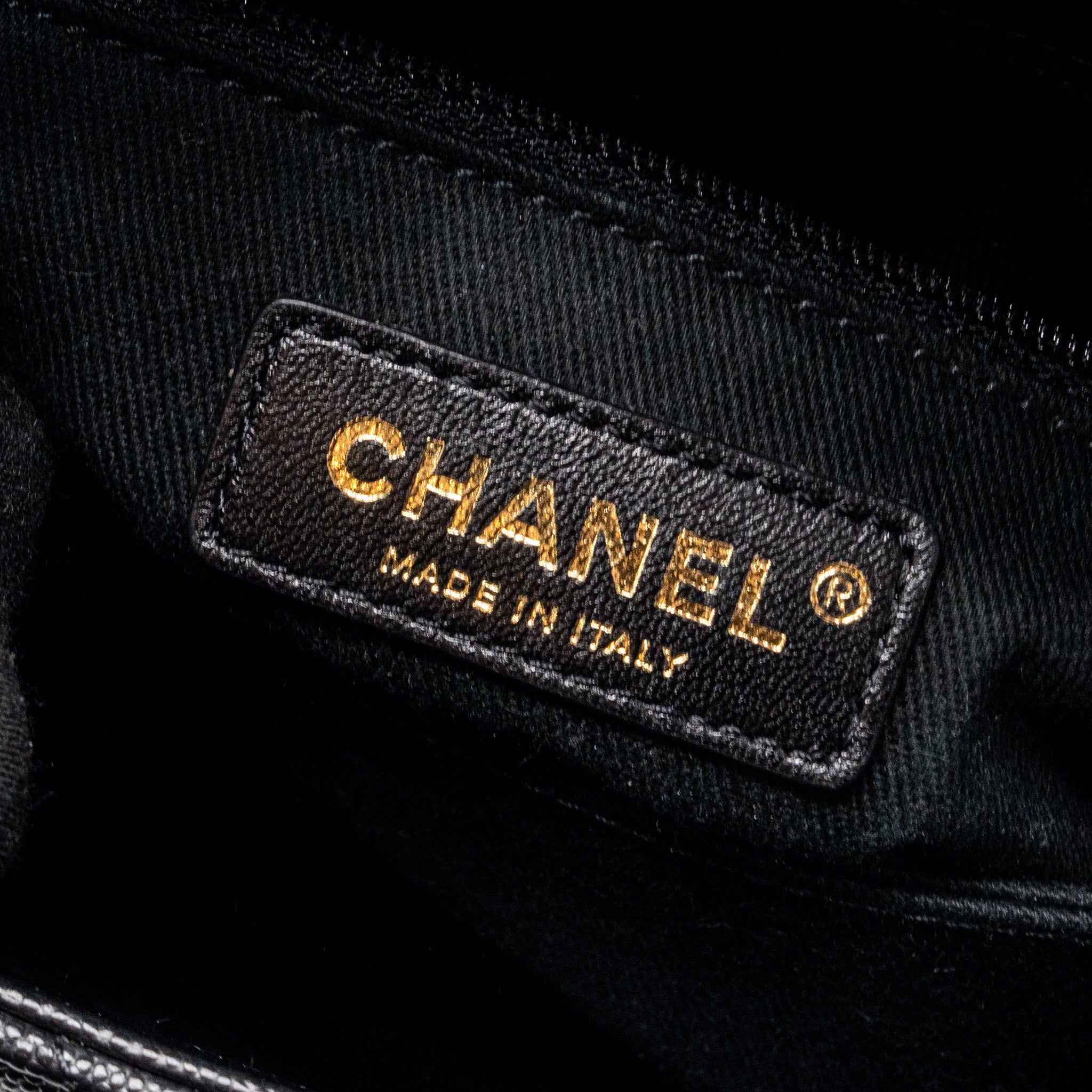 CHANEL SMALL COCO HANDLE CHEVRON CAVIAR WITH LIZARD EMBOSSED HANDLE BLACK/ BURGUNDY GHW
