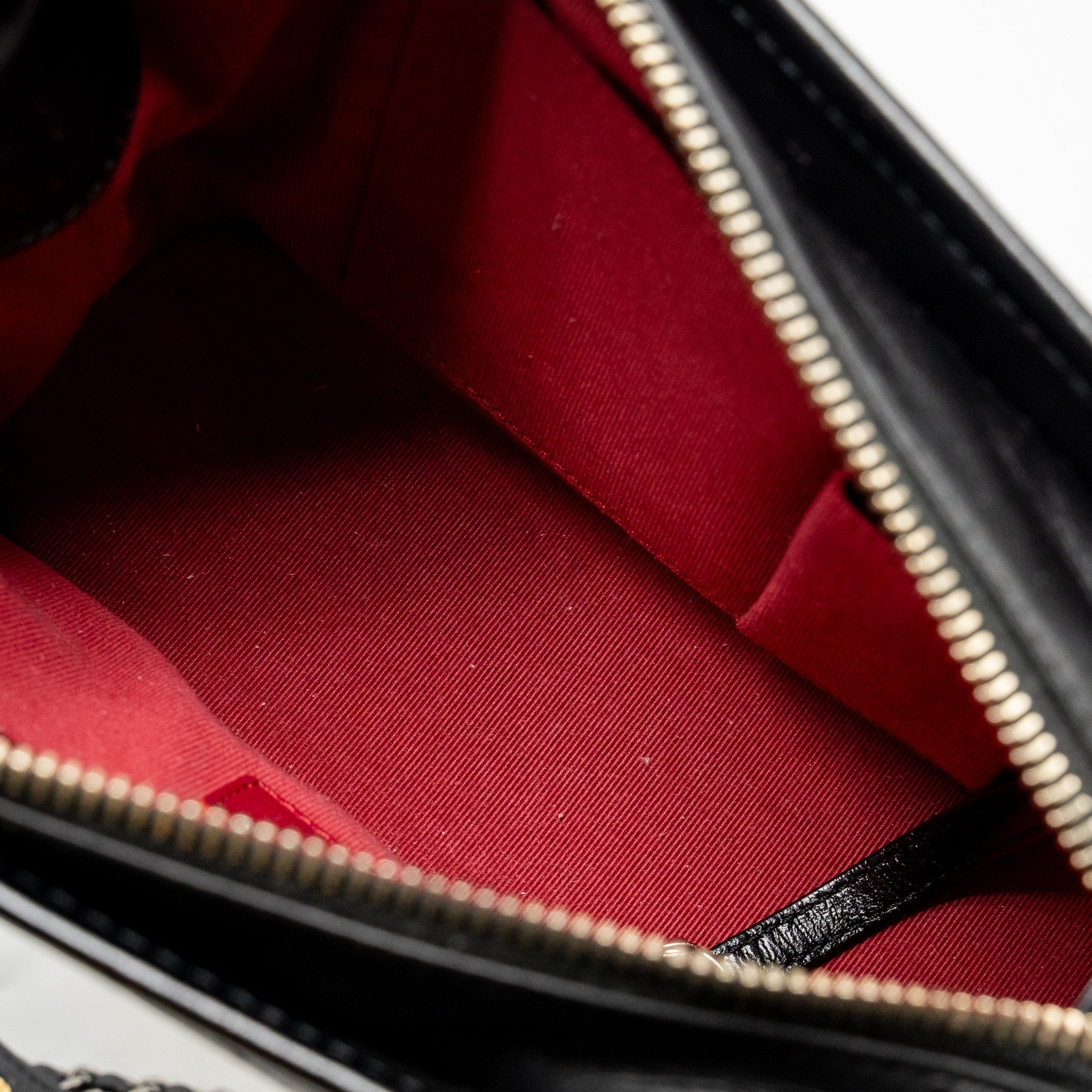 CHANEL SMALL GABRIELLE HOBO BAG AGED CALFSKIN BLACK MULTICOLOURED HARDWARE (MICROCHIP)