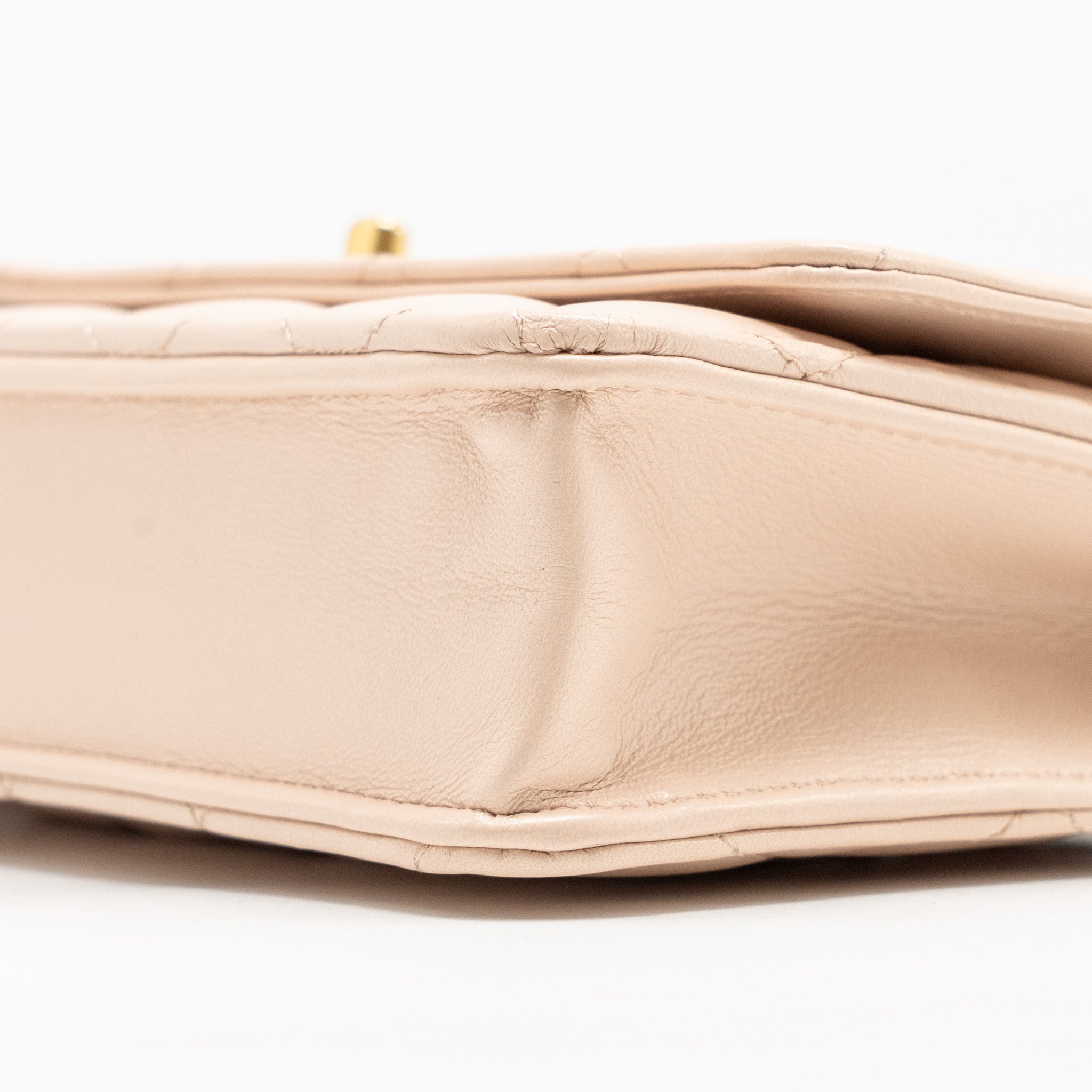 CHANEL PEARL CRUSH WALLET ON CHAIN LAMBSKIN LIGHT PINK GHW (MICROCHIP)