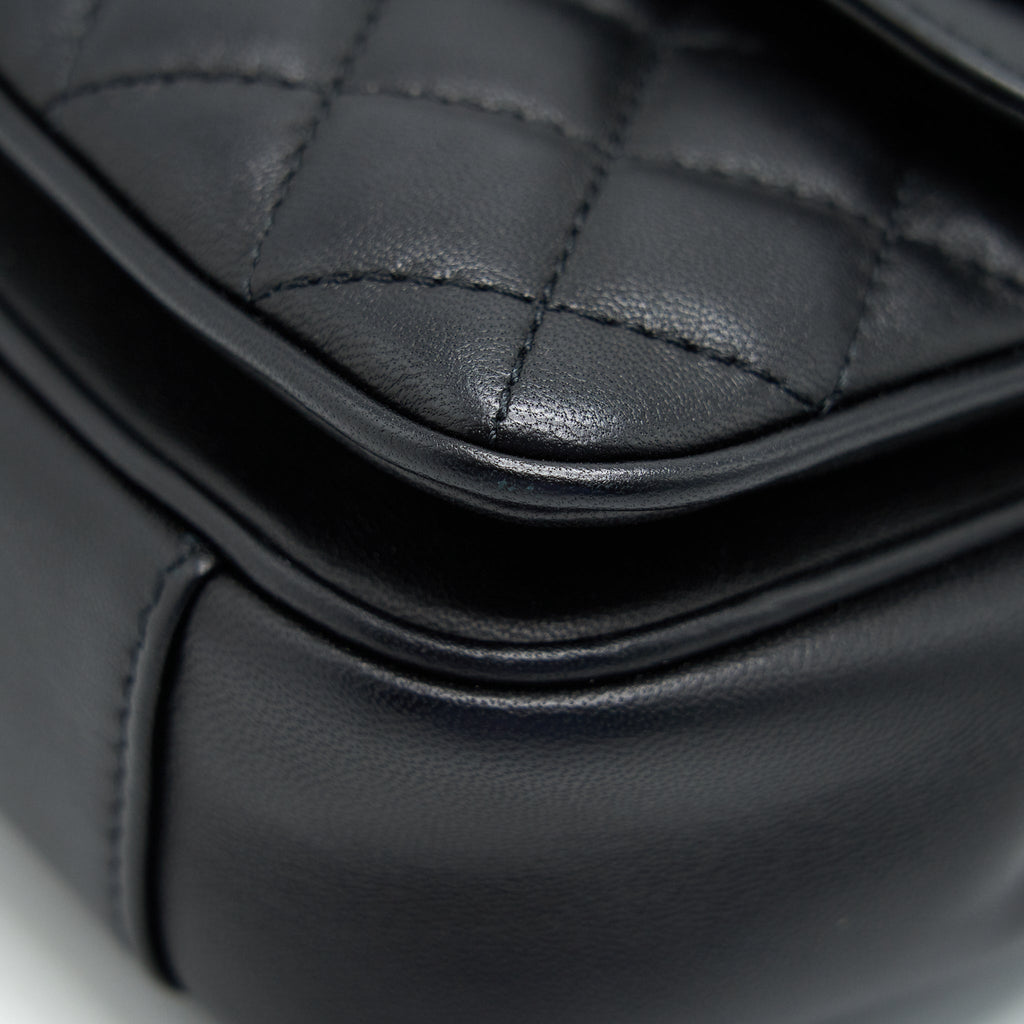 CHANEL SQUARE FLAP BAG LAMBSKIN IN BLACK GHW