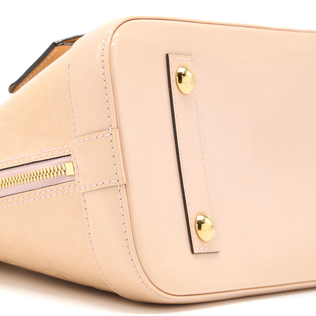 LOUIS VUITTON ALMA PM LIGHT BEIGE GHW