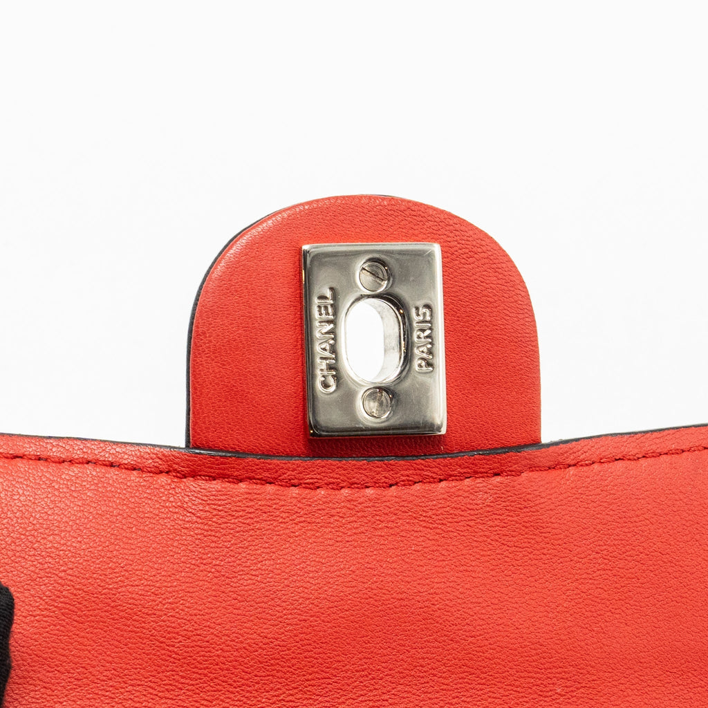 CHANEL TRICOLOR MINI GRAPHIC FLAP BAG LAMBSKIN RED/BLACK/WHITE SHW