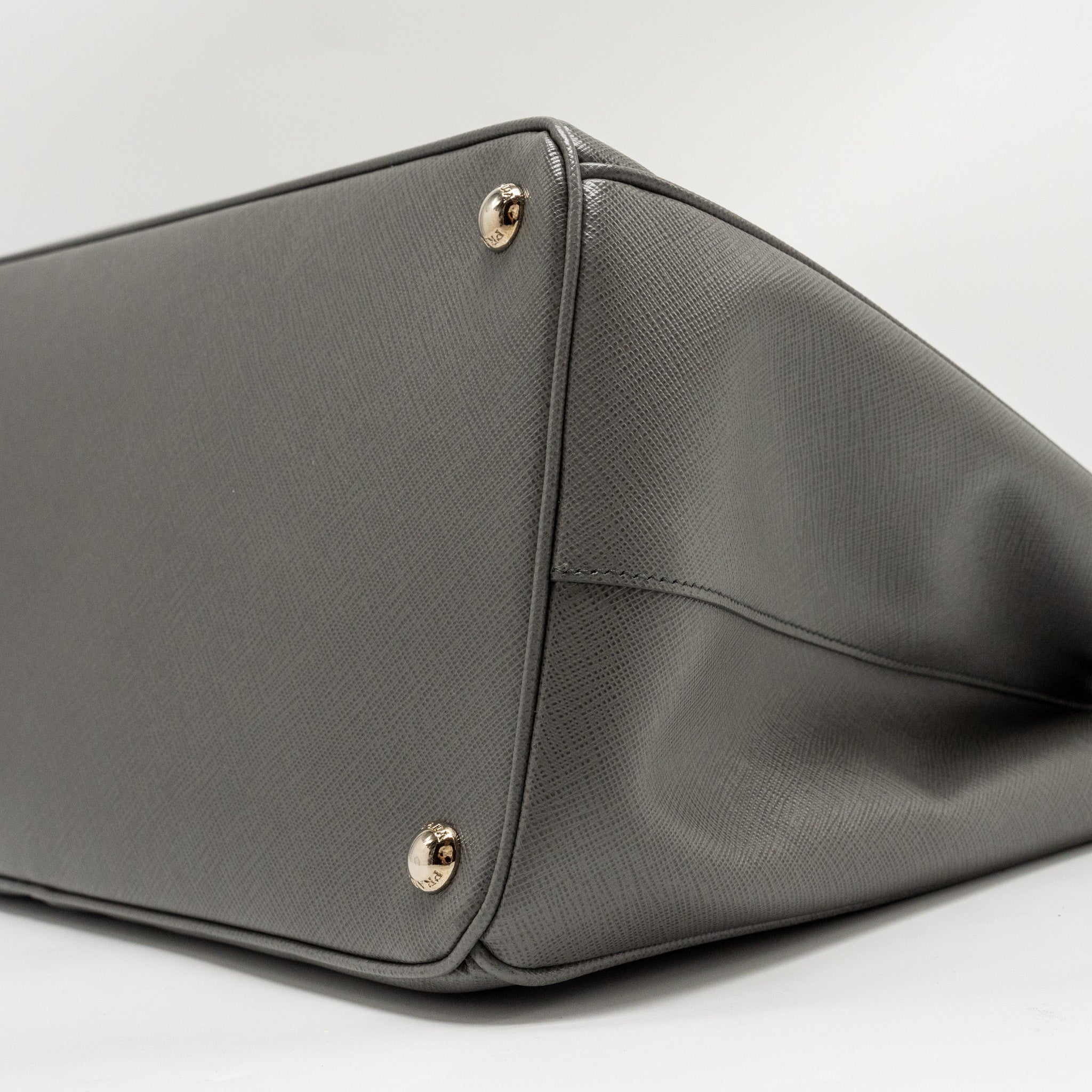 PRADA GALLERIA SAFFIANO TOTE BAG CALFSKIN GREY SHW