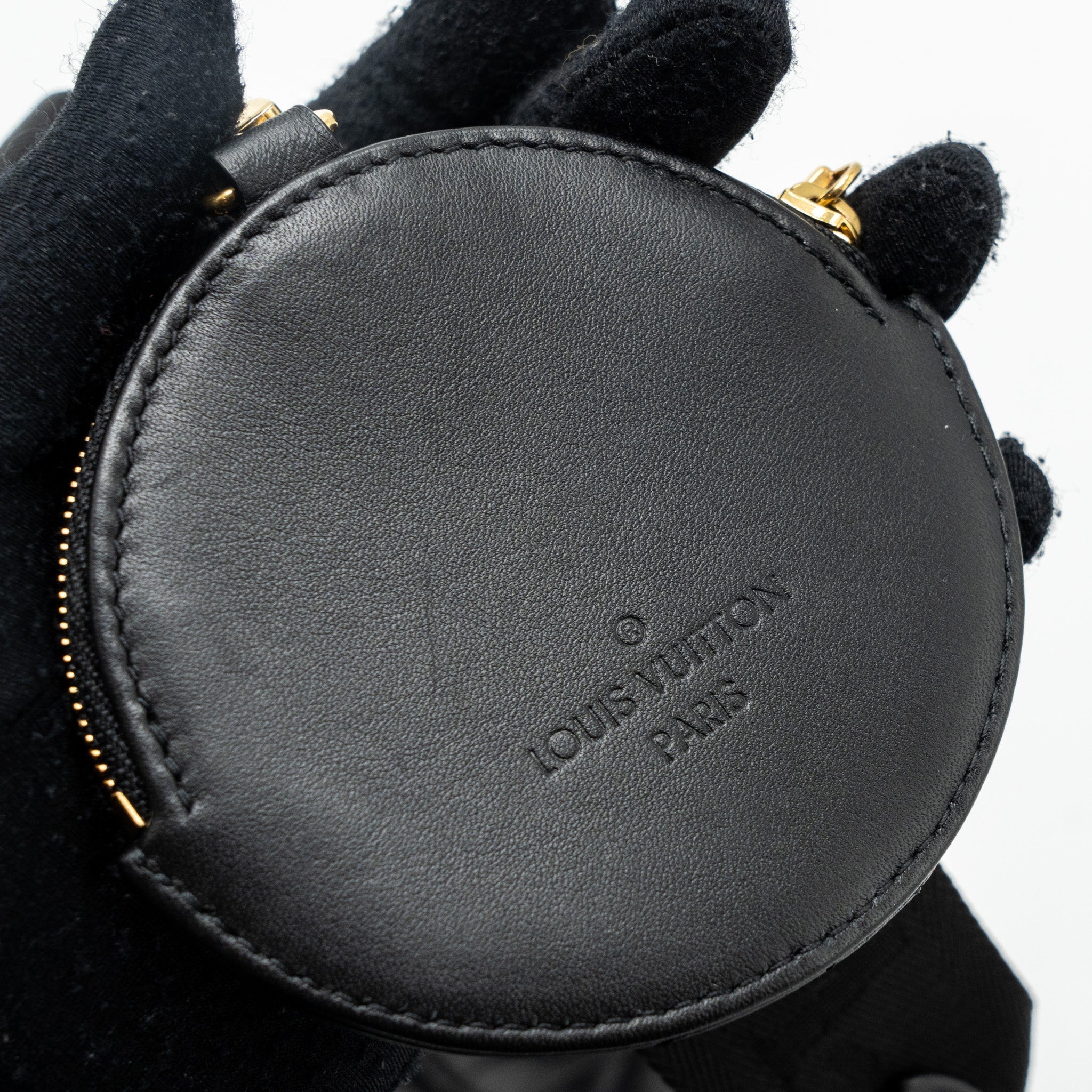 LOUIS VUITTON NEW WAVE MULTI POCHETTE CALFSKIN BLACK GHW