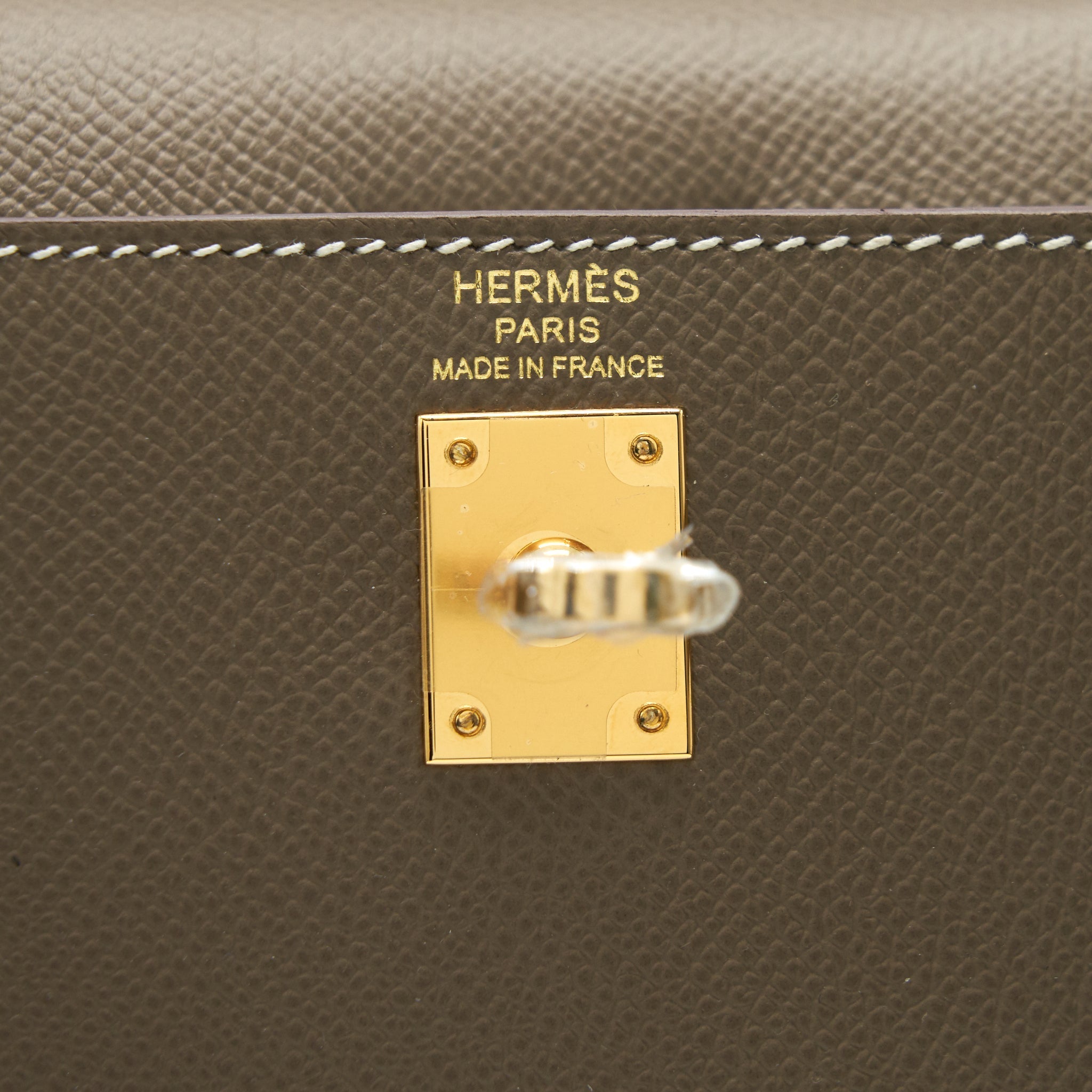 HERMES KELLY 25 SELLIER ETOUPE EPSOM LEATHER GHW