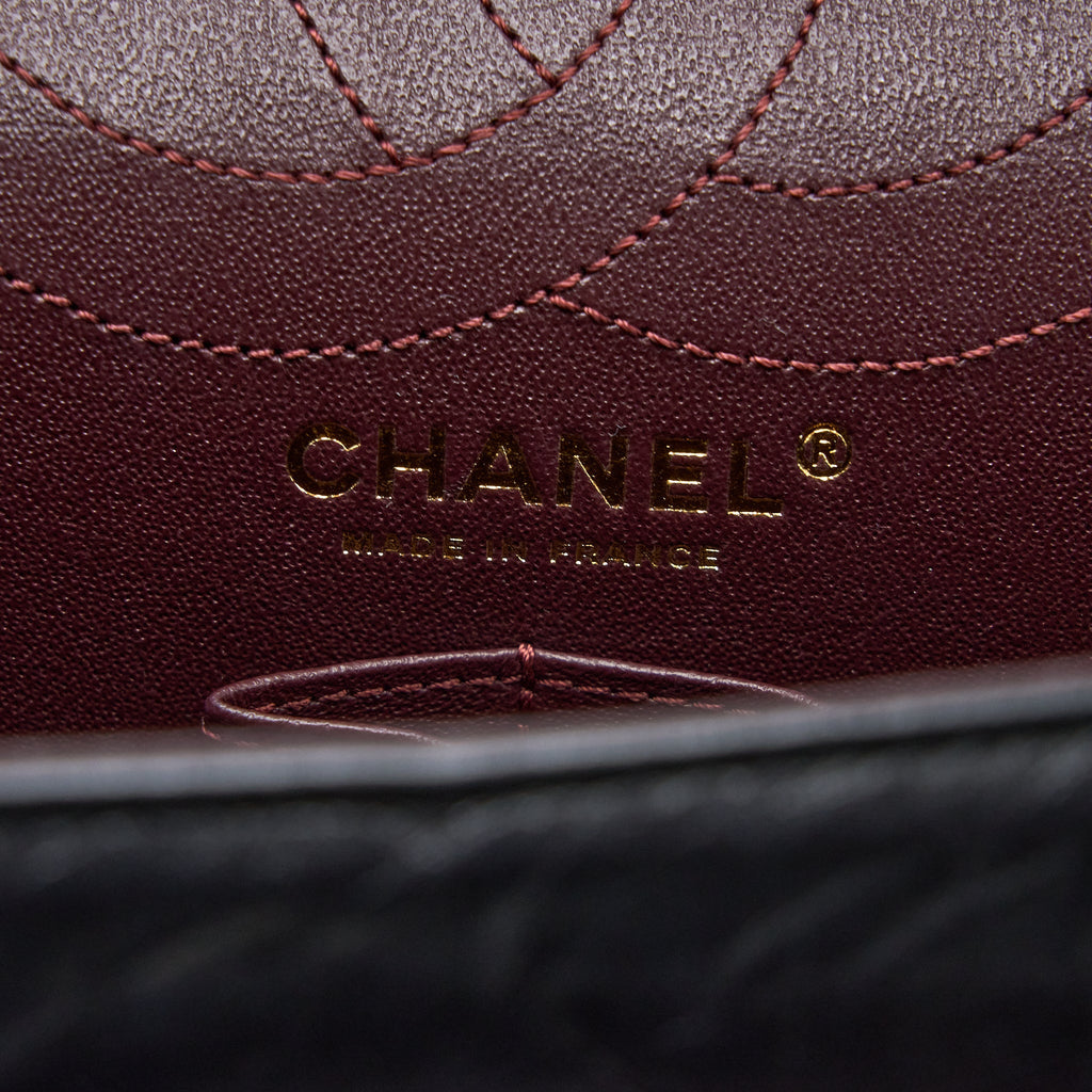 CHANEL 2.55 REISSUE 226 AGED CALFSKIN BLACK BRUSHED GHW (MICROCHIP)