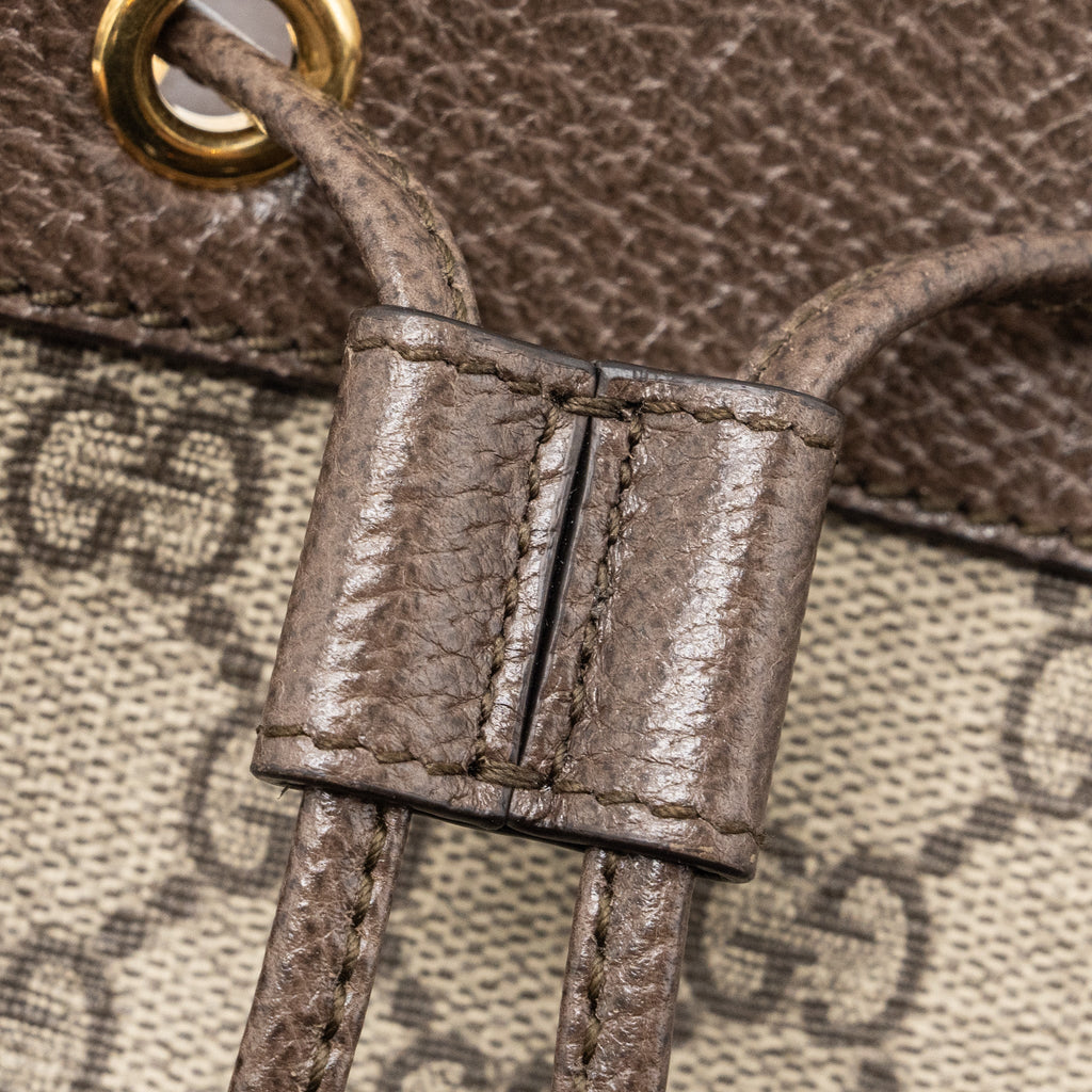GUCCI OPHIDIA MINI GG BUCKET BAG BEIGE / EBONY GG SUPREME CANVAS GHW