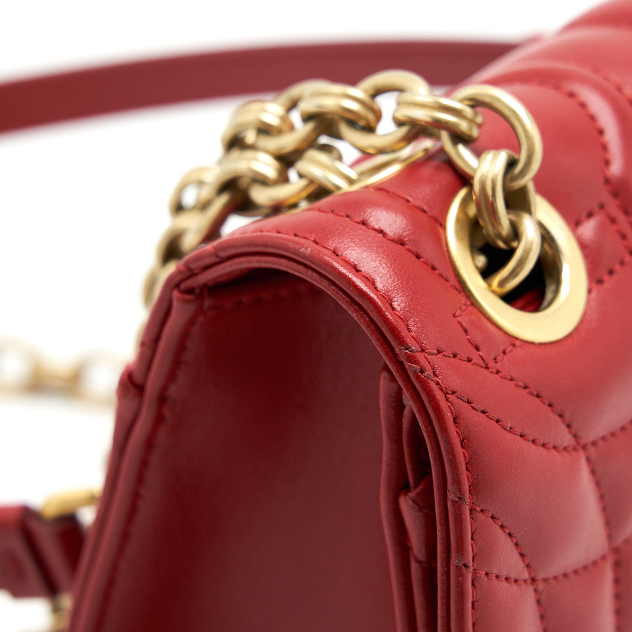 SALVATORE FERRAGAMO GANCINI FLAP BAG CALFSKIN RED GHW