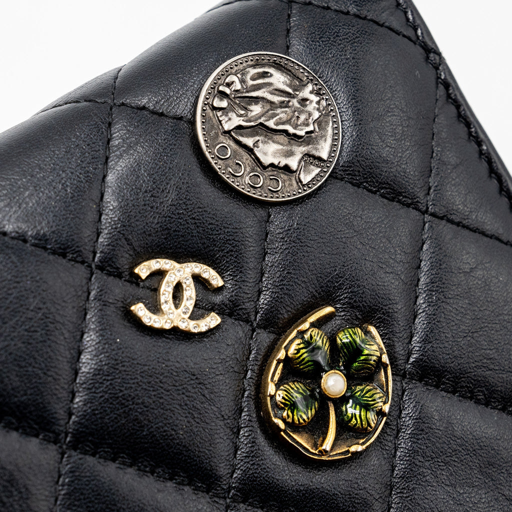 CHANEL 2.55 REISSUE LUCKY CHARMS WALLET ON CHAIN AGED CALFSKIN BLACK RUTHENIUM HARDWARE