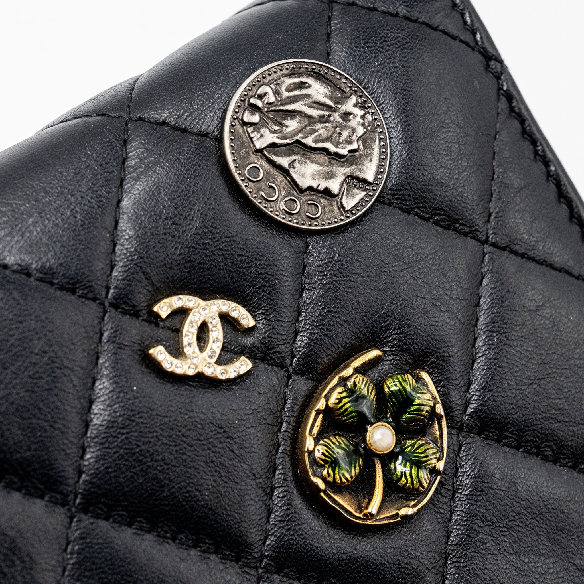 CHANEL 2.55 REISSUE LUCKY CHARMS WALLET ON CHAIN AGED CALFSKIN BLACK RUTHENIUM HARDWARE