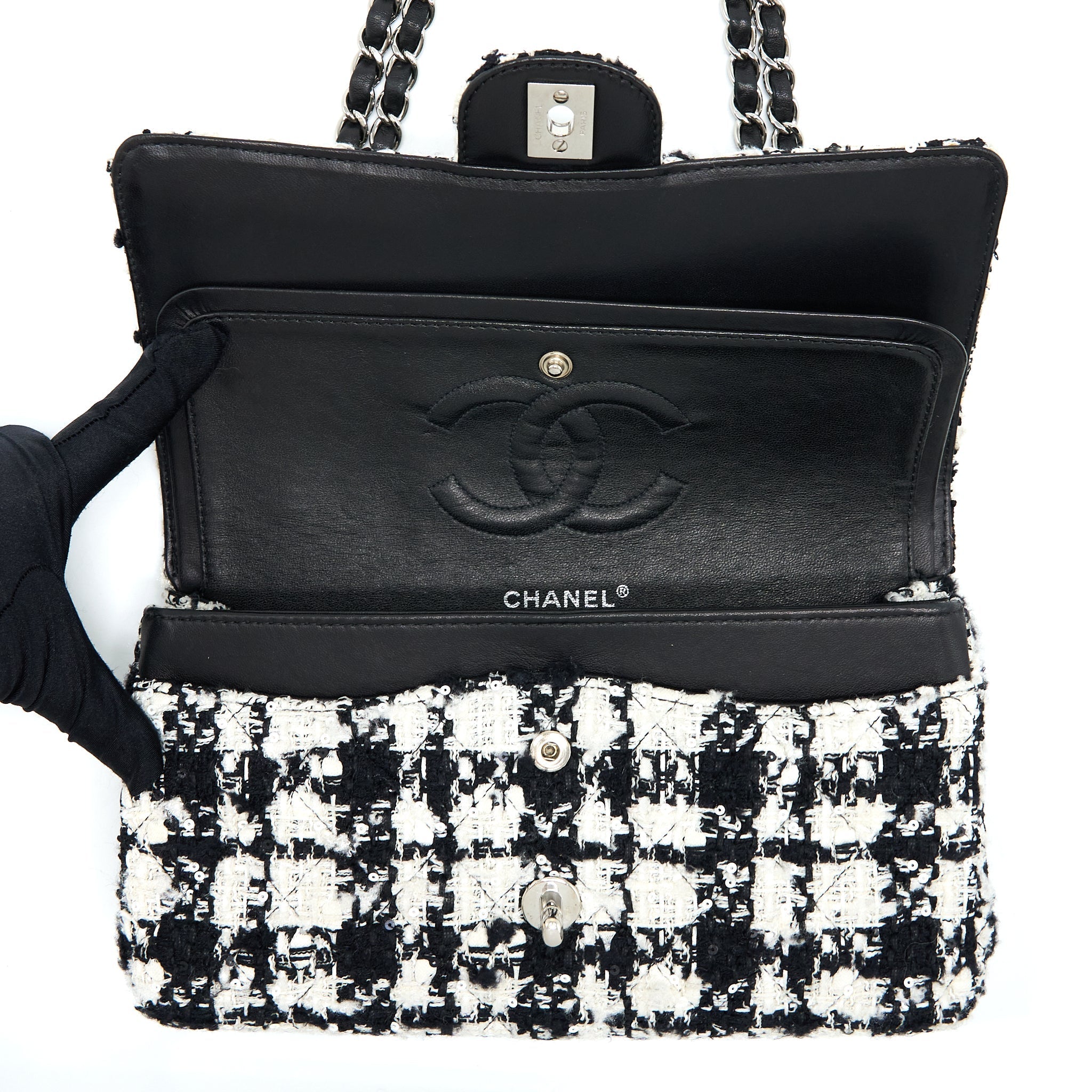 CHANEL CLASSIC DOUBLE FLAP BAG TWEED BLACK/WHITE SHW