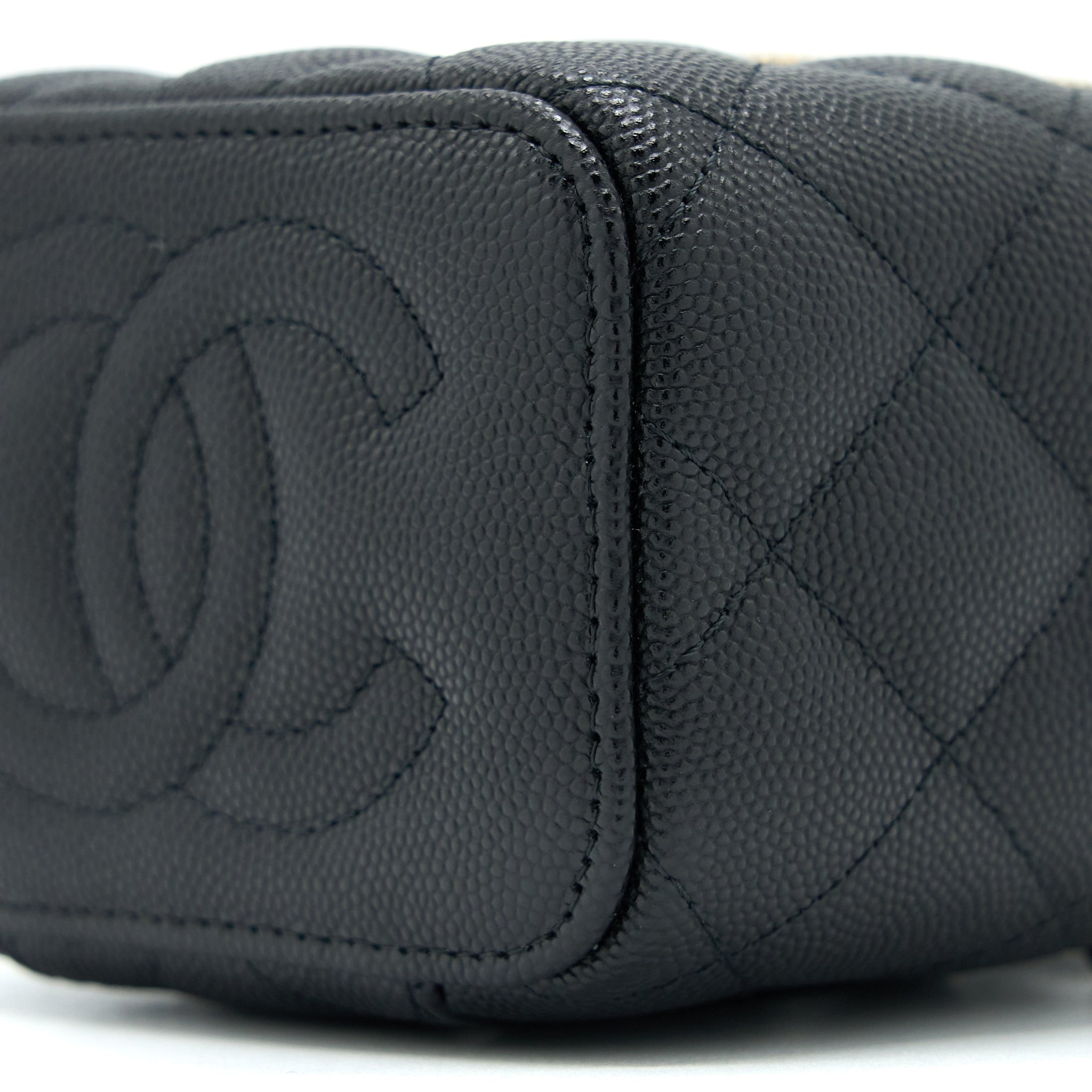 CHANEL 23C MINI VANITY WITH CHAIN CAVIAR BLACK LGHW