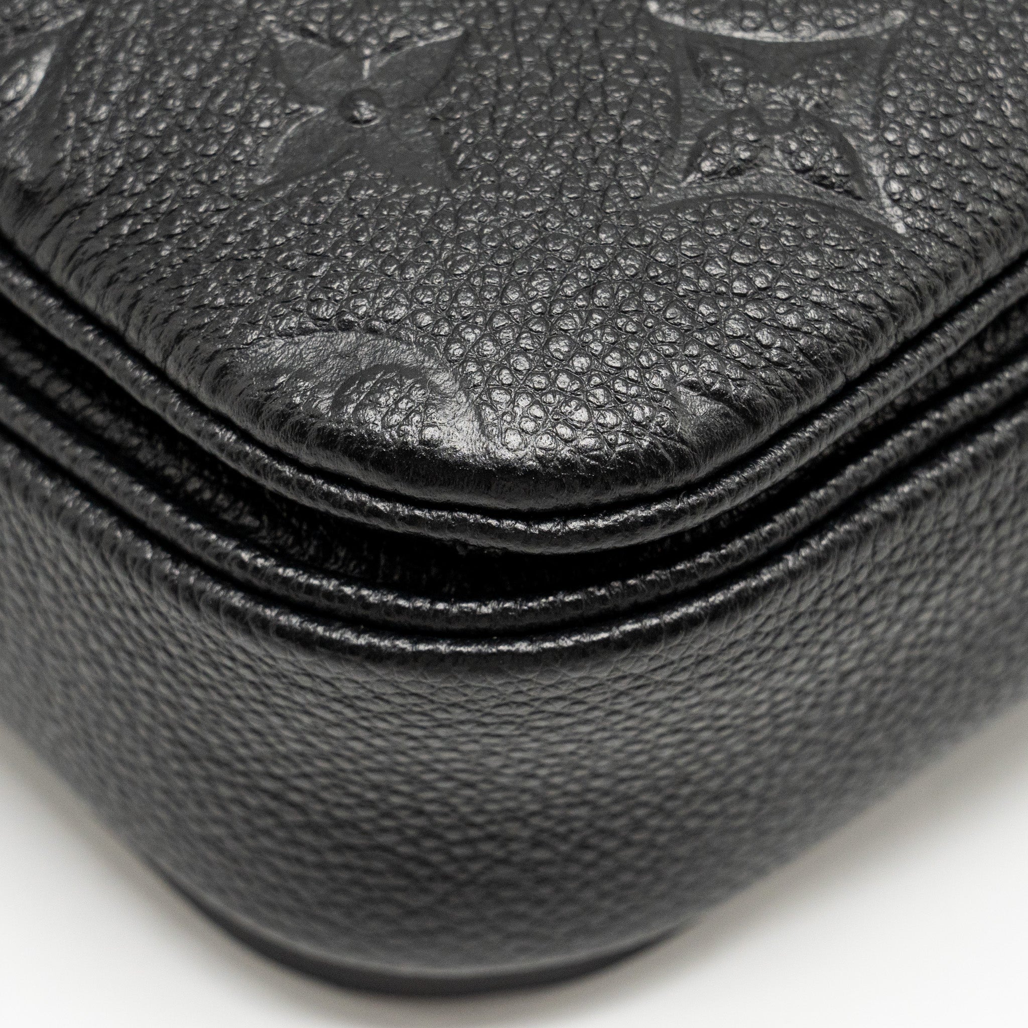 LOUIS VUITTON POCHETTE METIS MONOGRAM EMPREINTE BLACK GHW