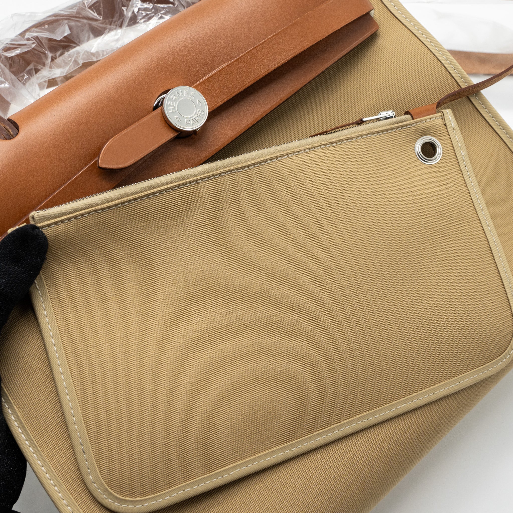 HERMES HERBAG 31 ZIP BAG TOILE OFFICER CANVAS TRENCH/FAUVE SHW