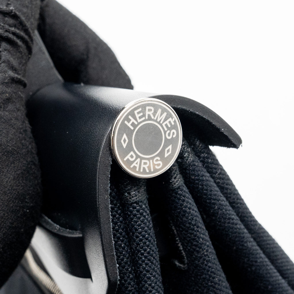HERMES HERBAG 31 ZIP BAG CANVAS/HUNTER BLACK SHW