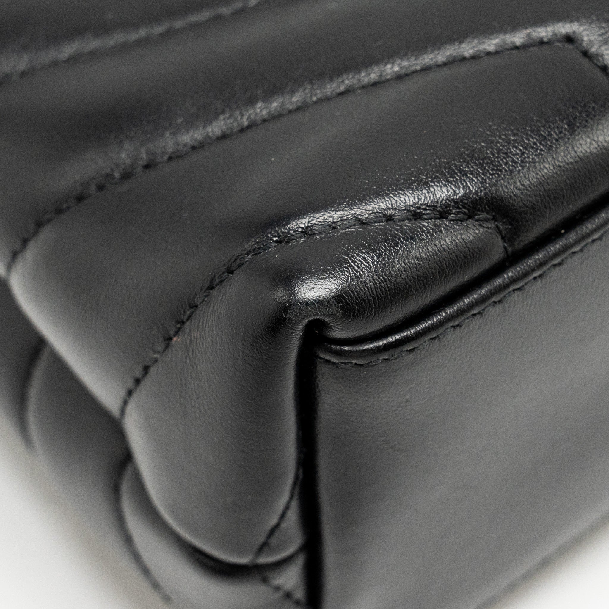 SAINT LAURENT/YSL SMALL LOULOU BAG CALFSKIN SO BLACK