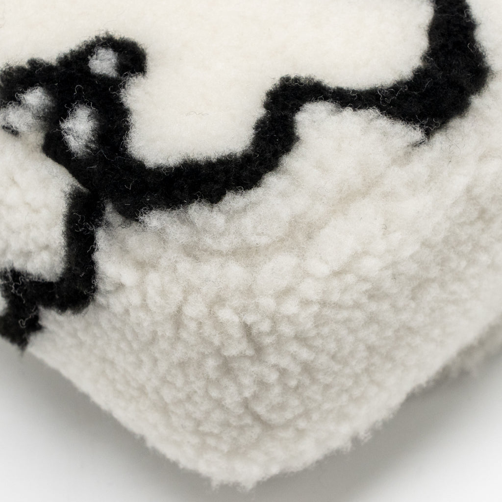 CHANEL 22A FLUFFY CAMELLIA FLAP BAG SHEARLING WHITE SHW (MICROCHIP)