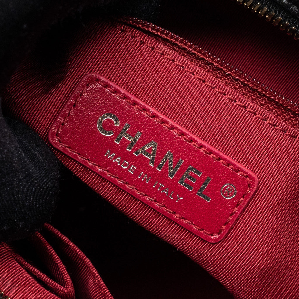 CHANEL GABRIELLE HOBO BAG CALFSKIN BLACK MULTICOLOUR HARDWARE
