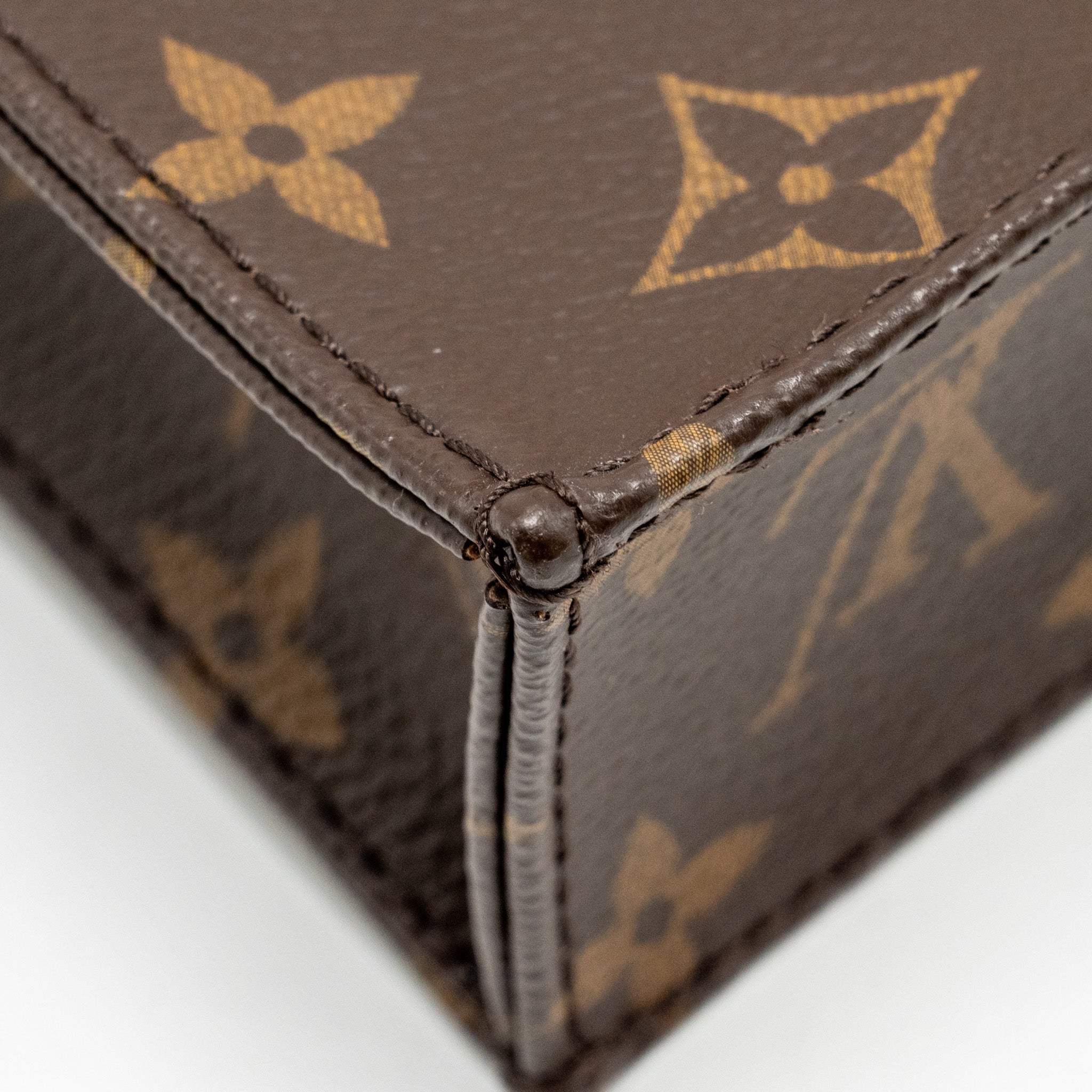 LOUIS VUITTON PETIT SAC PLAT MONOGRAM CANVAS GHW