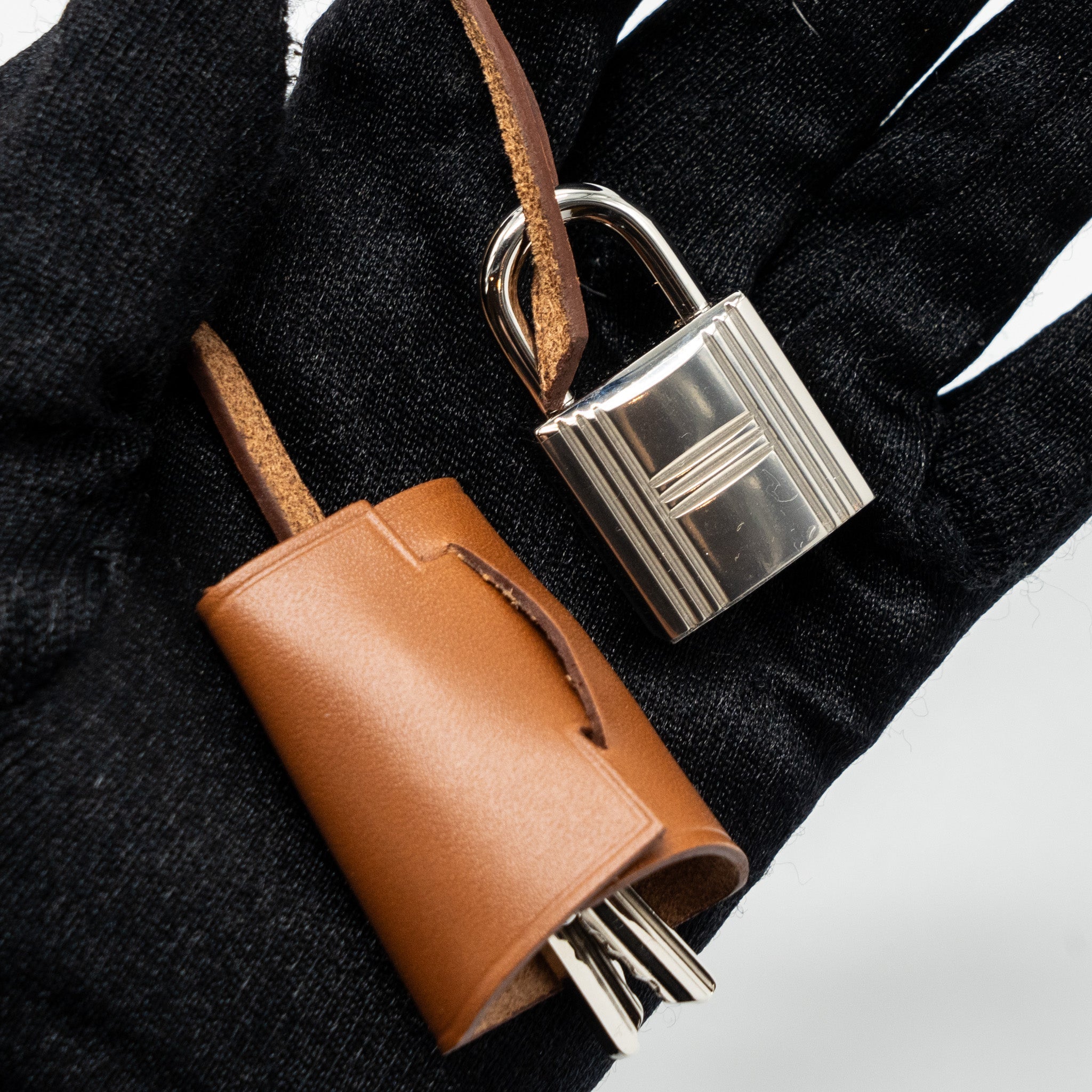 HERMES HERBAG 31 ZIP BAG TOILE OFFICER CANVAS TRENCH/FAUVE SHW