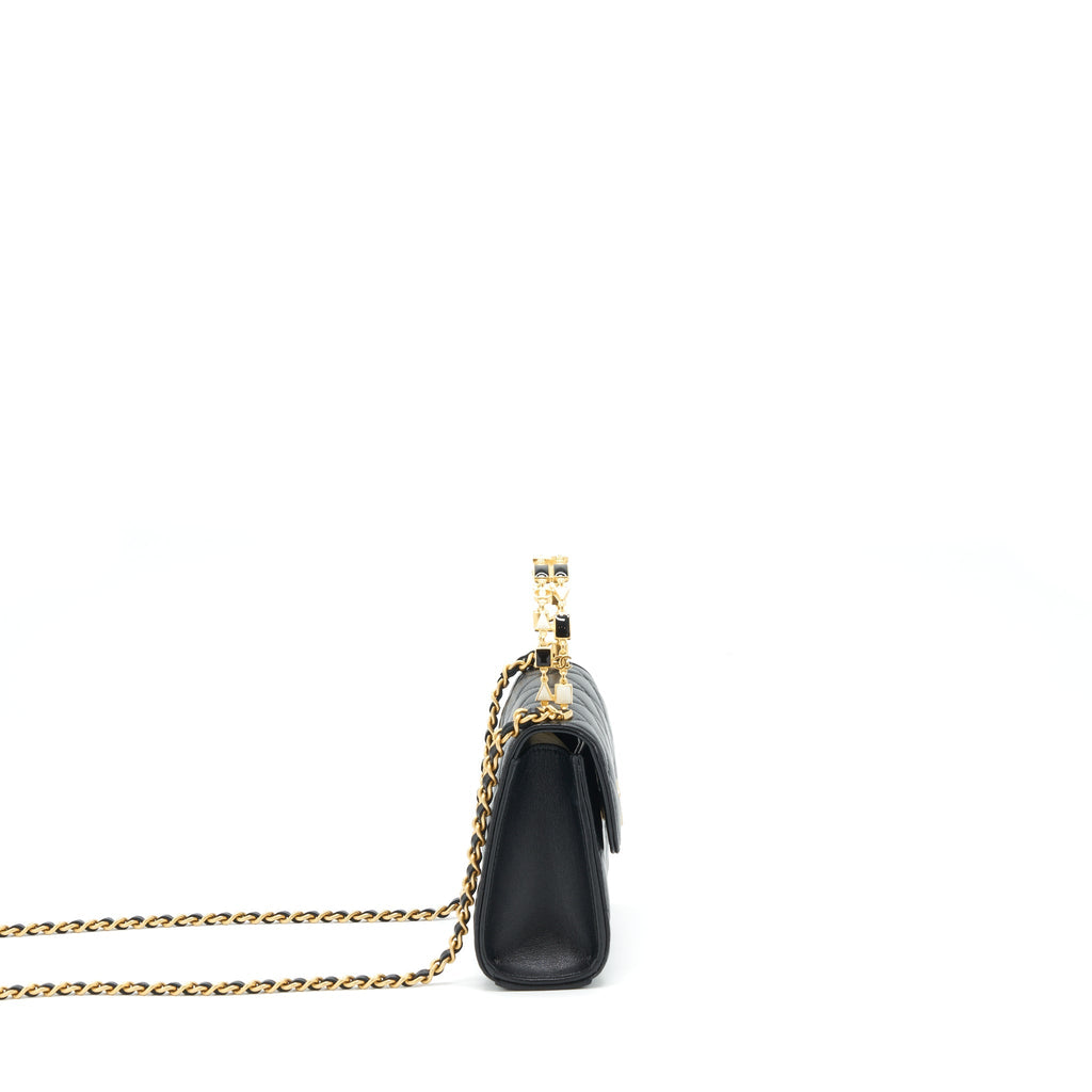 CHANEL 22B FLAP BAG WITH ENAMEL/CC LOGO TOP HANDLE LAMBSKIN BLACK BRUSHED GHW