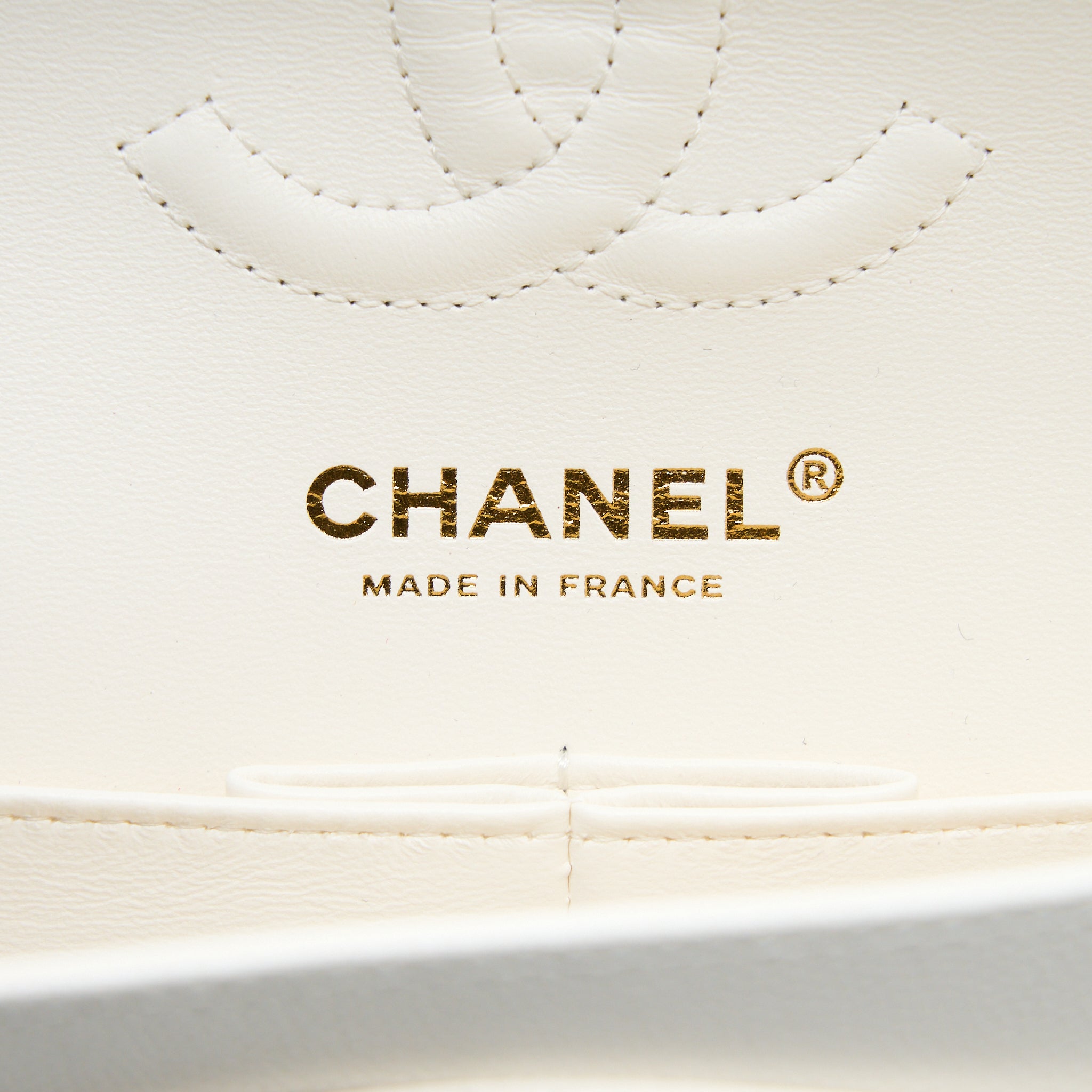 CHANEL SMALL CLASSIC FLAP BAG CAVIAR WHITE LGHW (MICROCHIP)