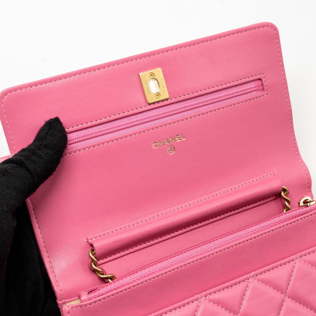 CHANEL PEARL CRUSH WALLET ON CHAIN LAMBSKIN PINK GHW