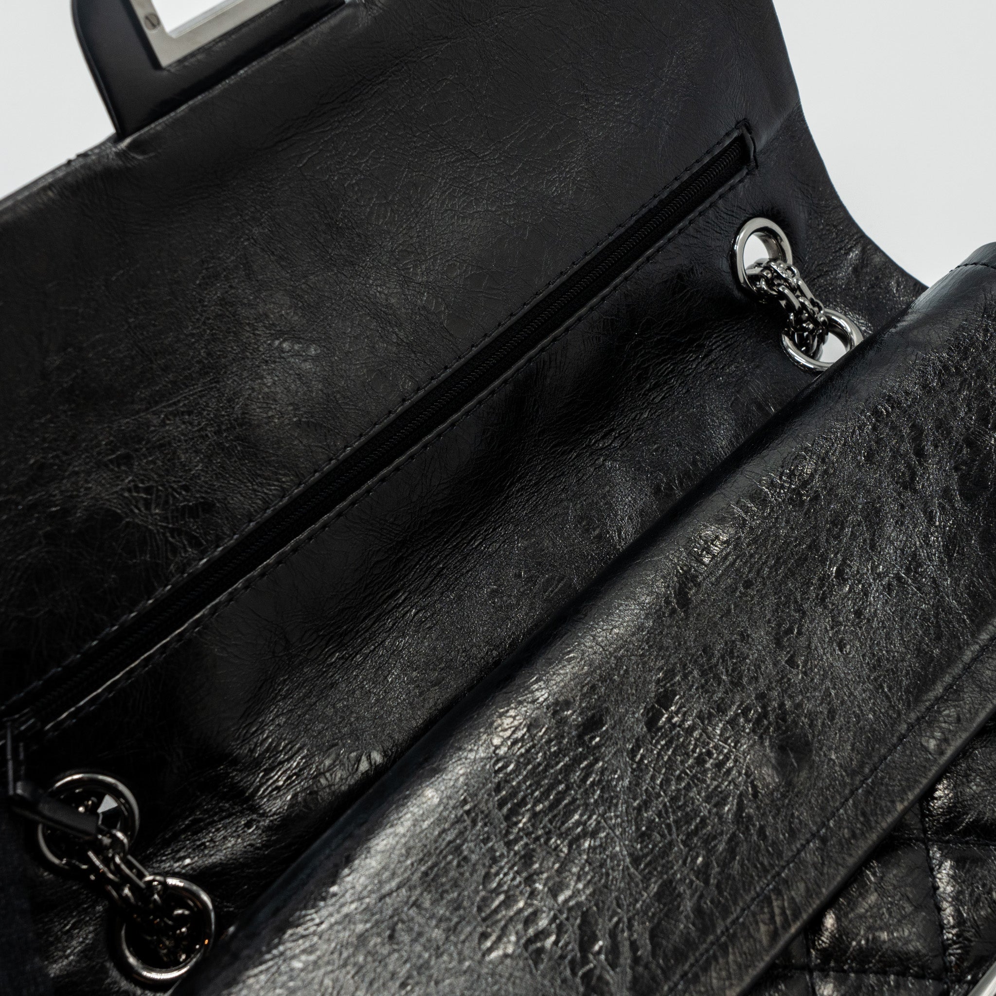 CHANEL 2.55 226 REISSUE DOUBLE FLAP BAG GRAINED CALFSKIN BLACK SHW