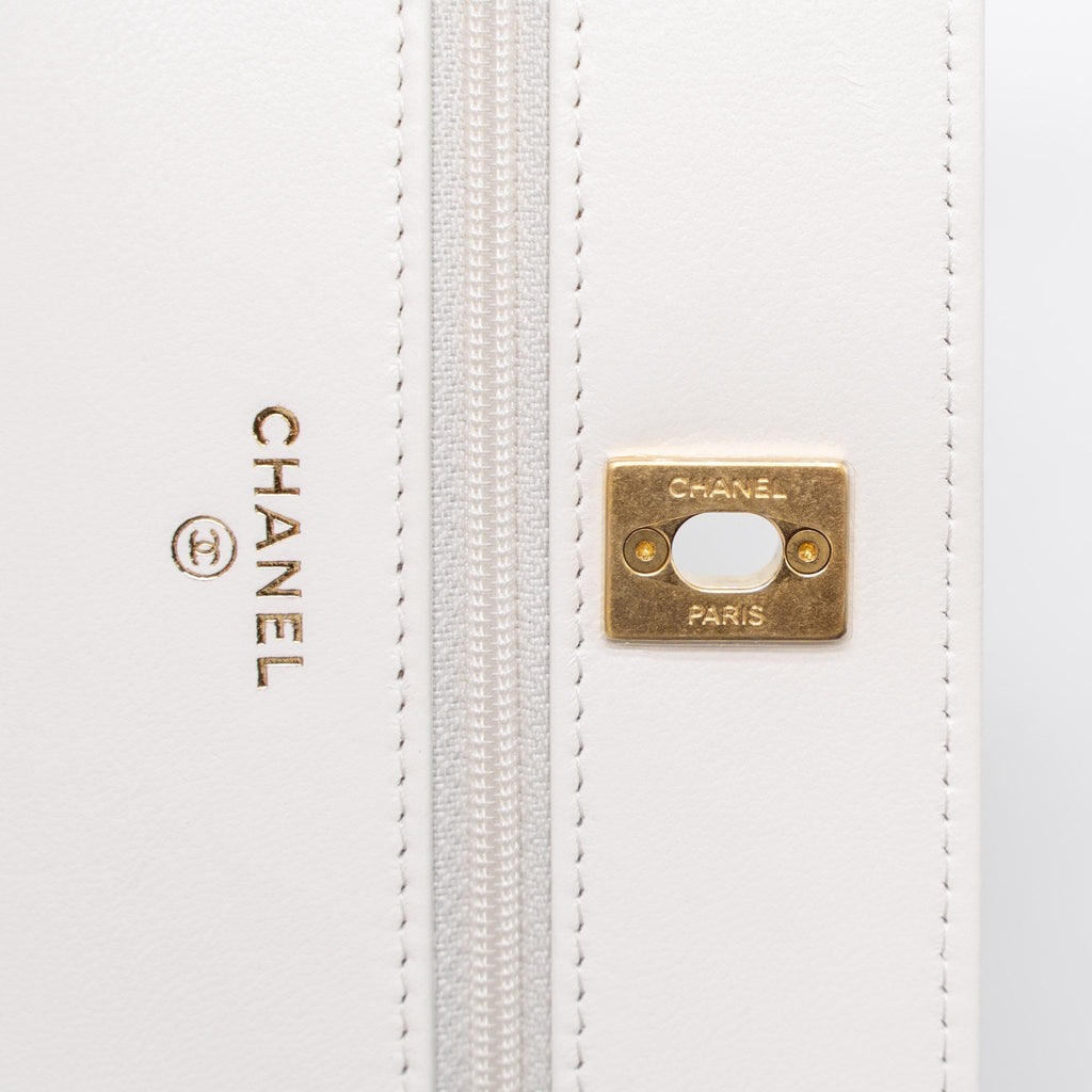 CHANEL PEARL CRUSH WALLET ON CHAIN LAMBSKIN WHITE BRUSHED GHW (MICROCHIP)