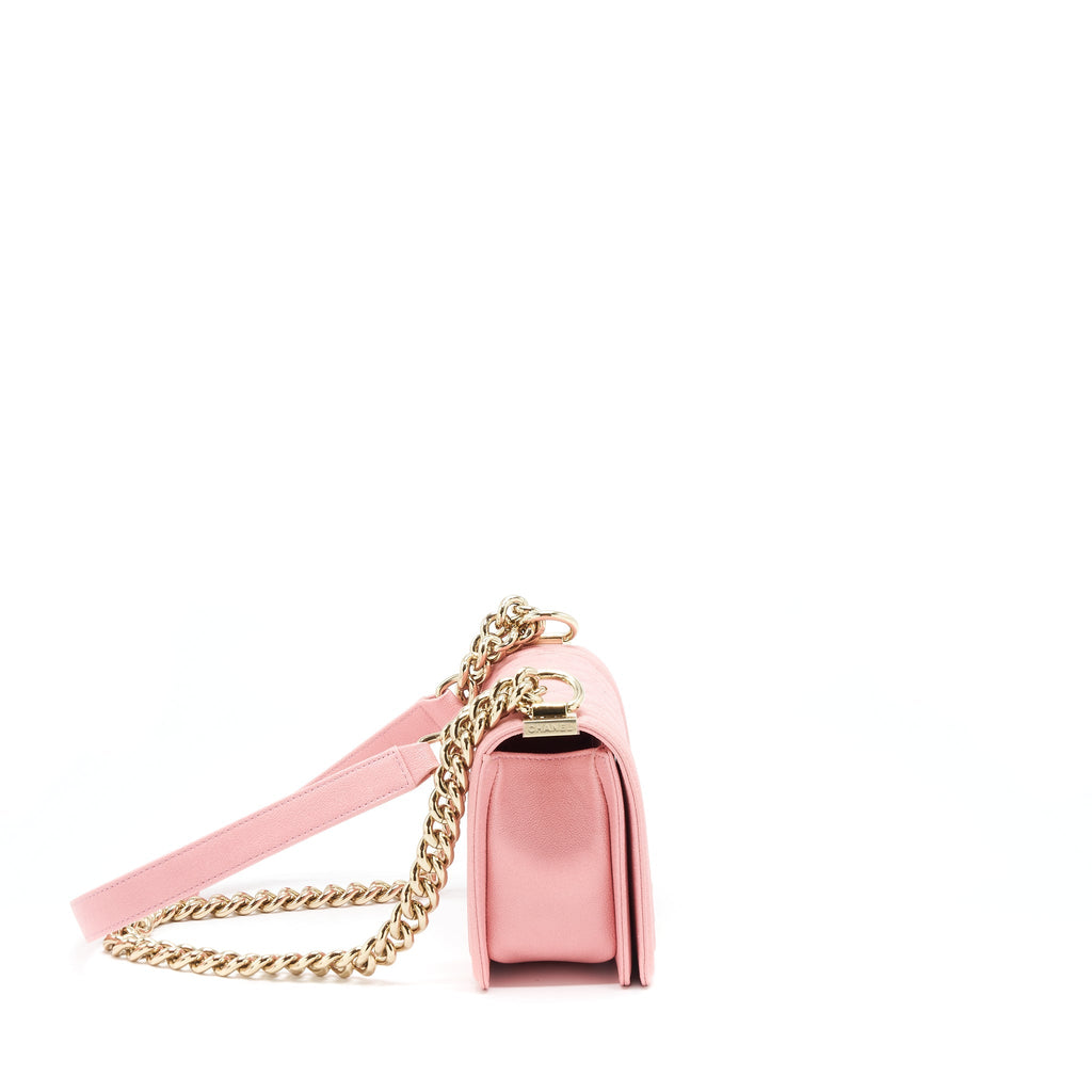 CHANEL SMALL BOY CAVIAR LIGHT PINK LGHW