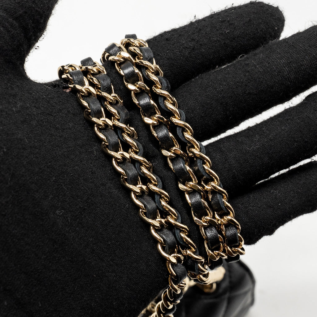 CHANEL DETAILED TOP HANDLE MINI CLUTCH WITH CHAIN LAMBSKIN BLACK LGHW (MICROCHIP)