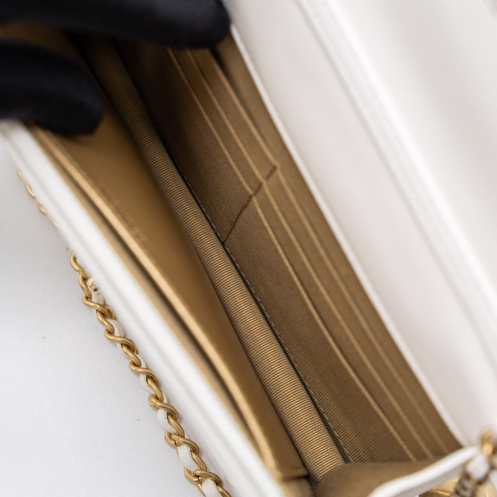 CHANEL PEARL CRUSH WALLET ON CHAIN LAMBSKIN WHITE BRUSHED GHW (MICROCHIP)