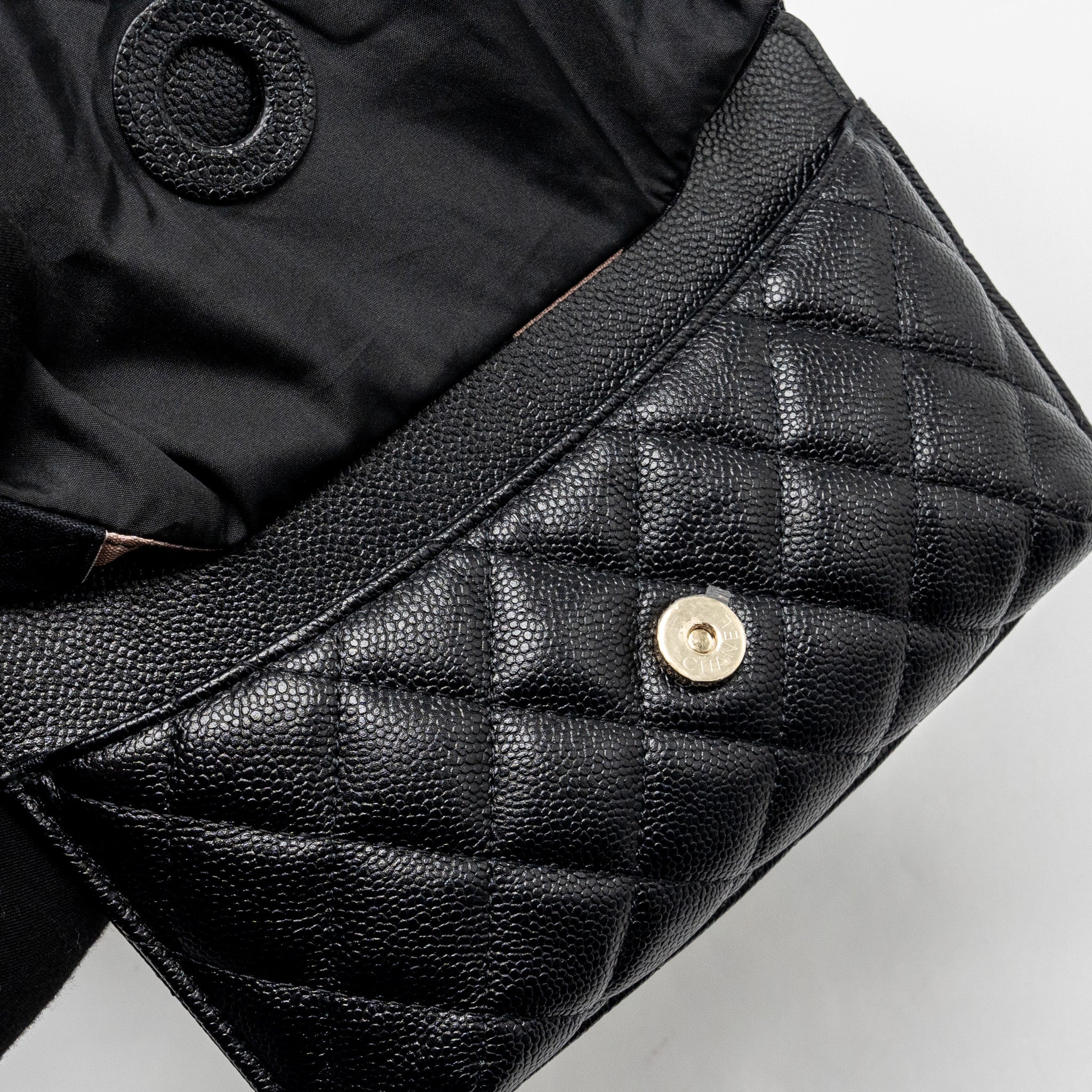 CHANEL CHAIN WALLET /FOLDABLE SHOPPING TOTE CAVIAR/JERSEY FABRIC BLACK/MULTICOLOUR LGHW